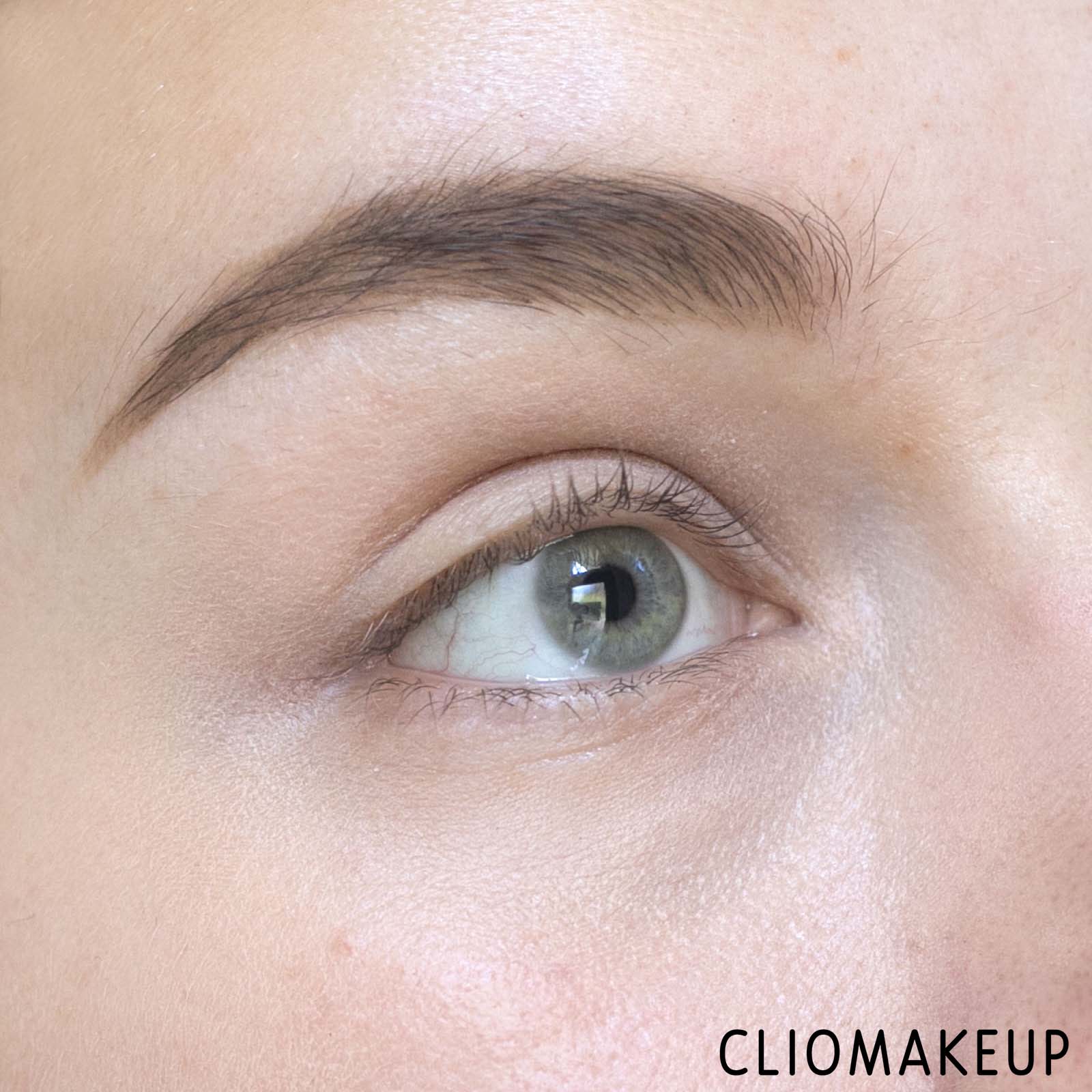 cliomakeup-recensione-correttore-essence-cover-stick-12