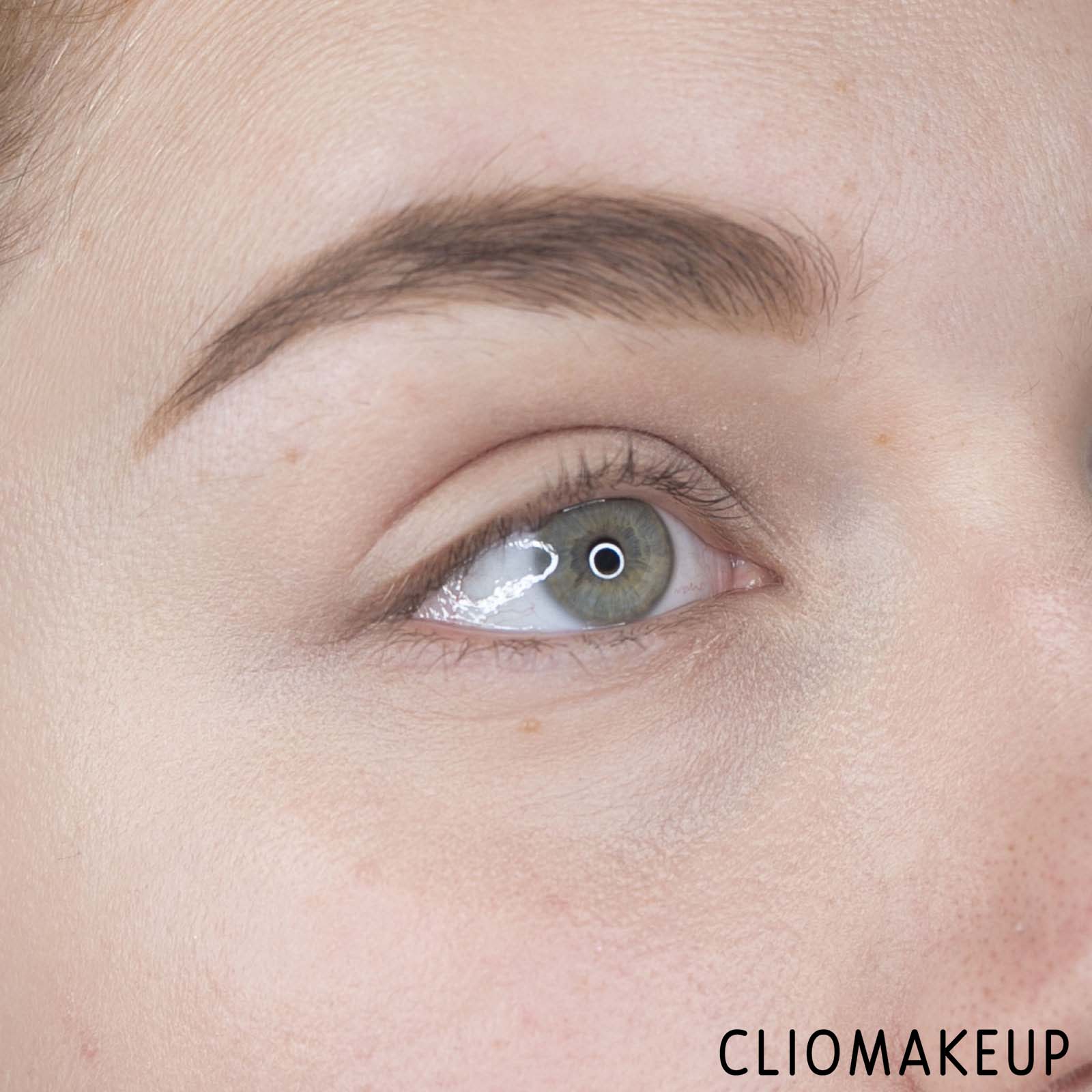 cliomakeup-recensione-correttore-essence-cover-stick-13