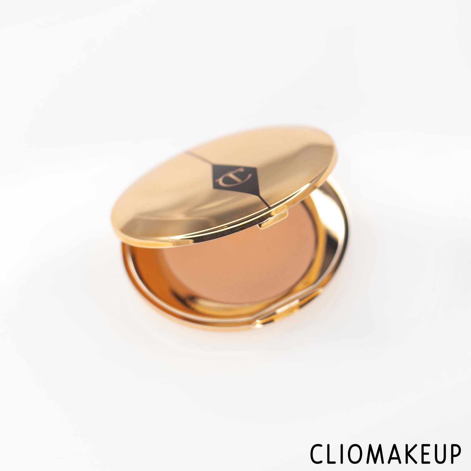 cliomakeup-recensione-correttore-charlotte-tilbury-magic-vanish-4