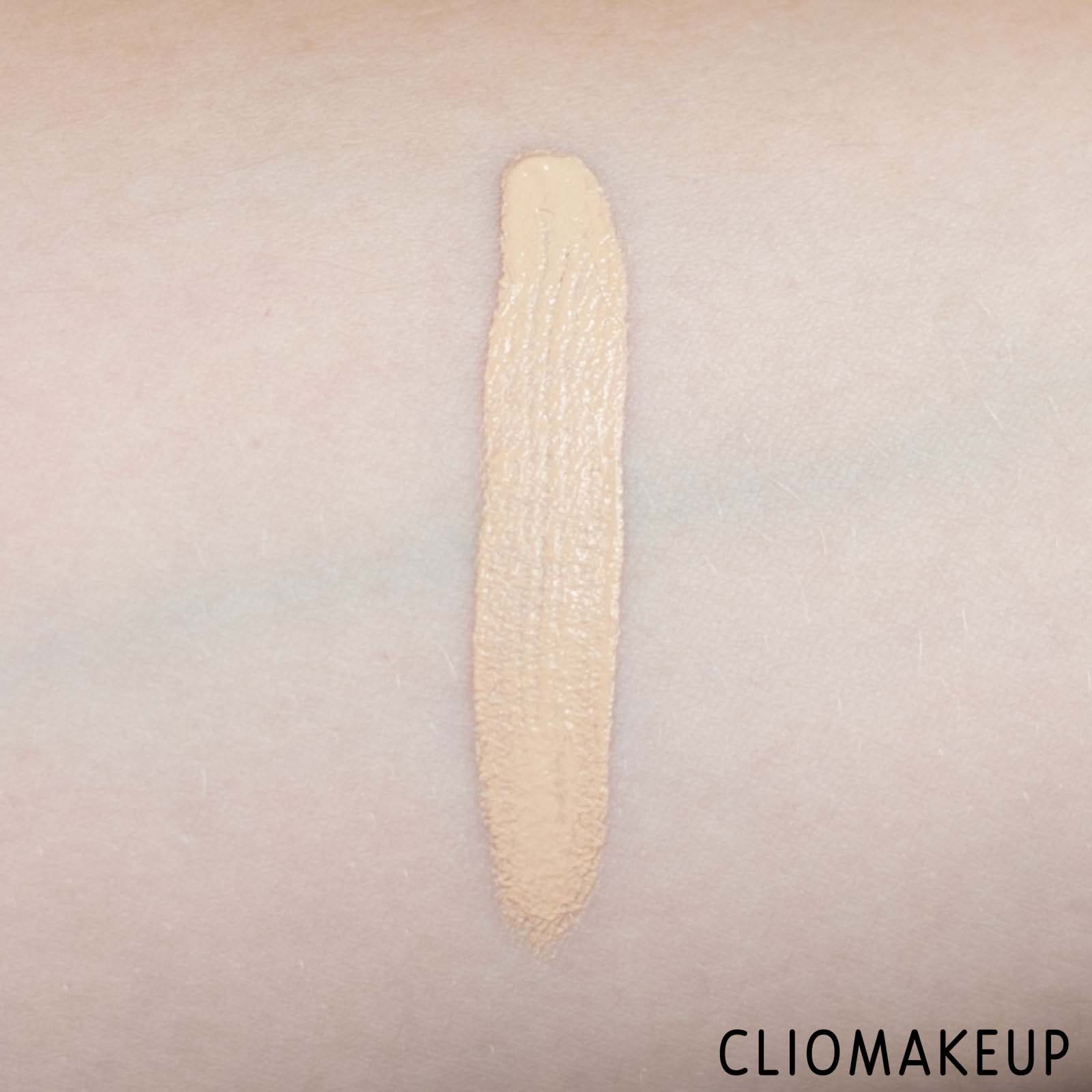 cliomakeup-recensione-correttore-wycon-savage-life-concealer-7