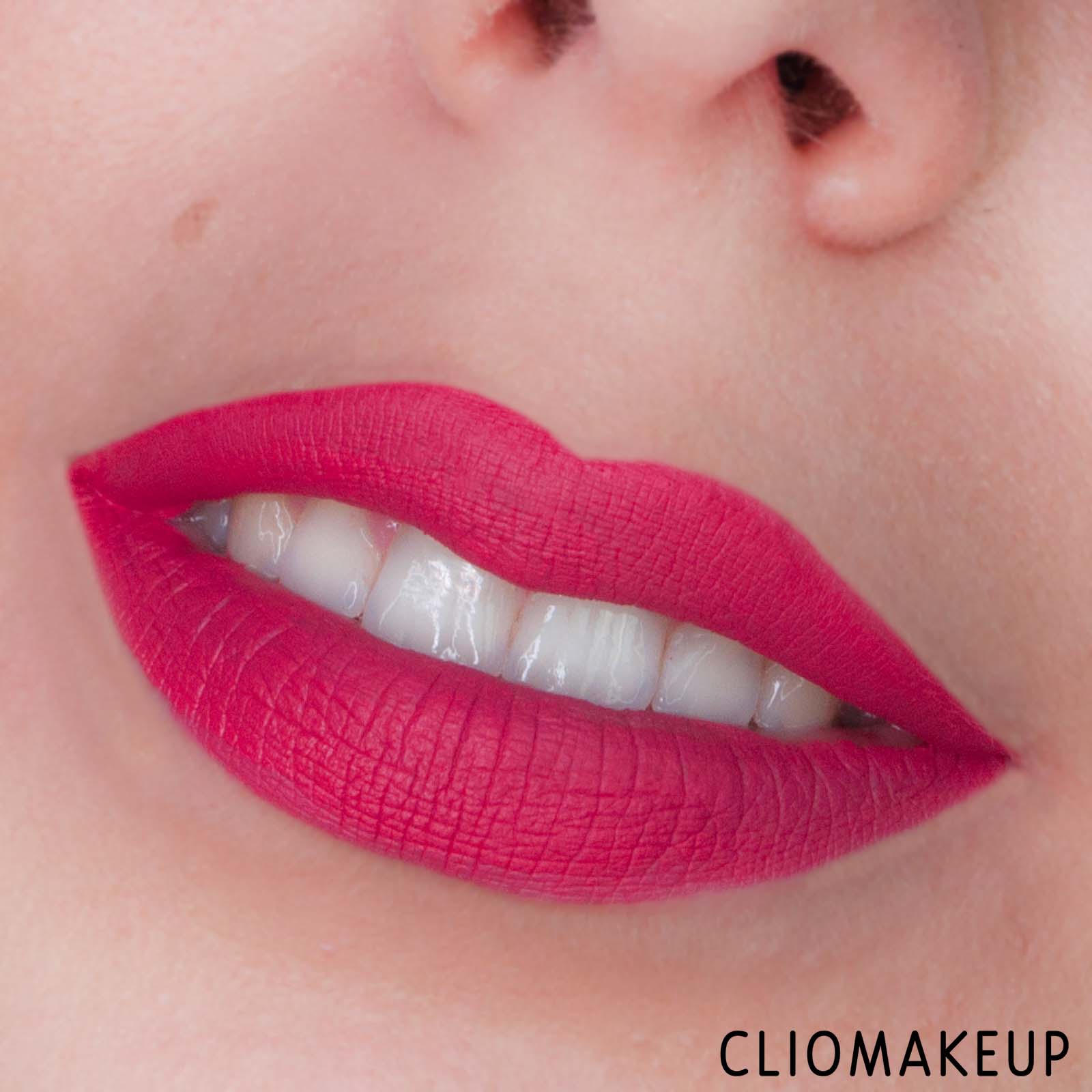 cliomakeup-recensione-rossetti-liquidi-mulac-ultra-matt-liquid-lipstick-13