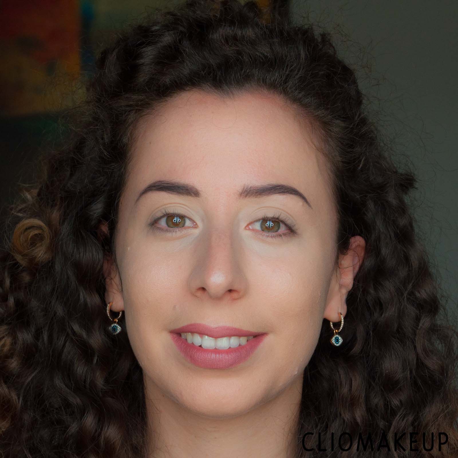 cliomakeup-recensione-correttore-tarte-shape-tape-contour-concealer-13