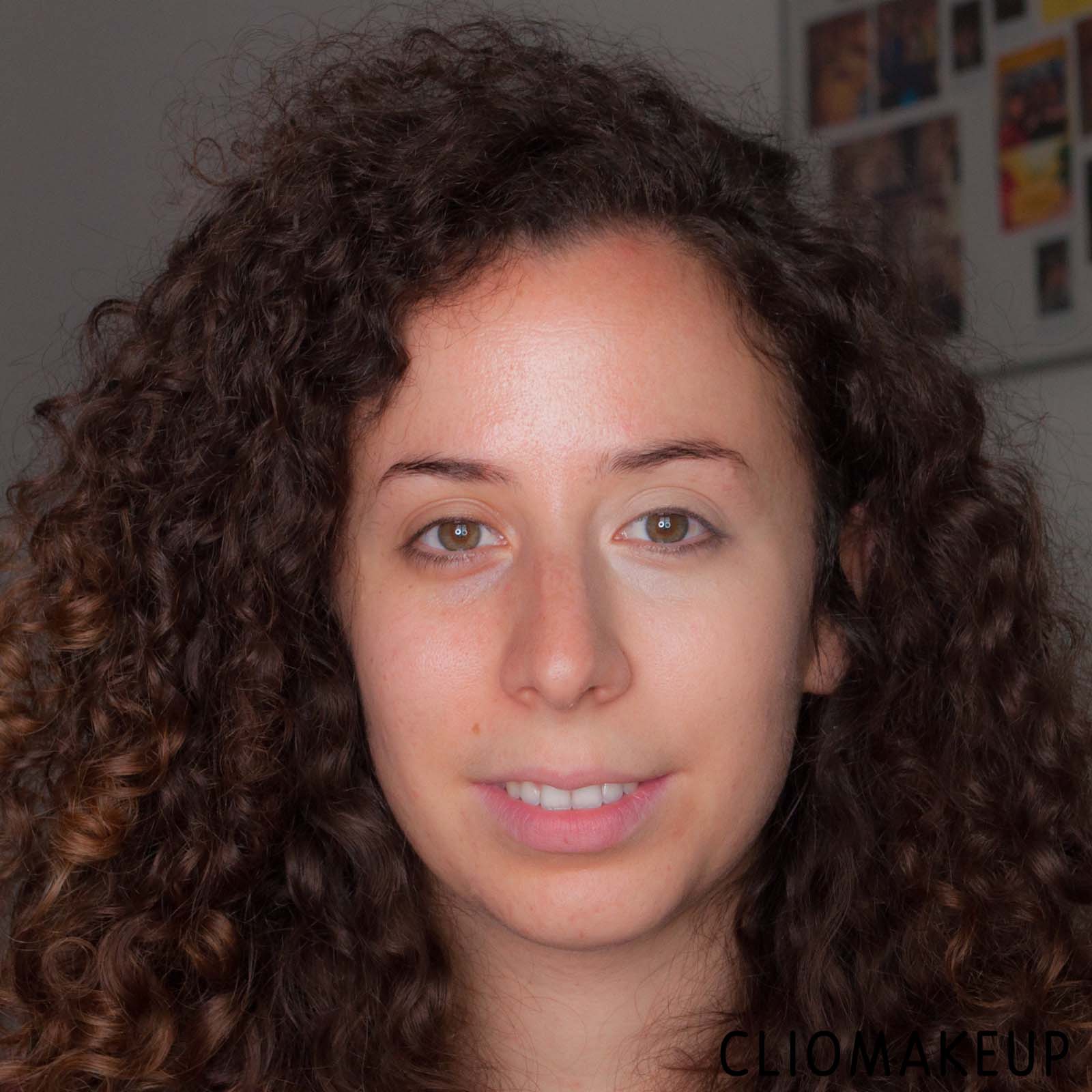 cliomakeup-recensione-correttore-wycon-fiona-may-cover-shape-concealer-11