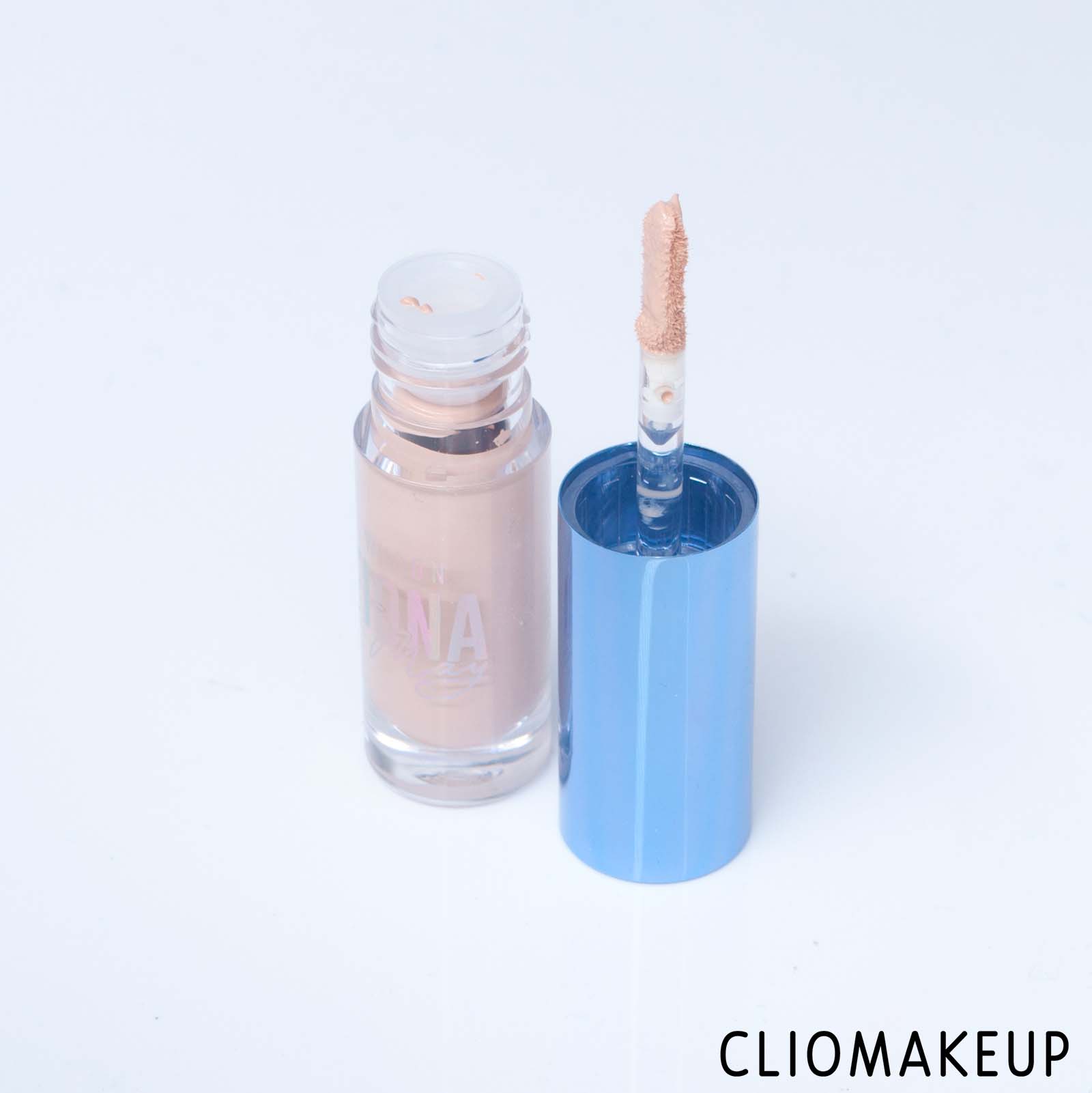 cliomakeup-recensione-correttore-wycon-fiona-may-cover-shape-concealer-5