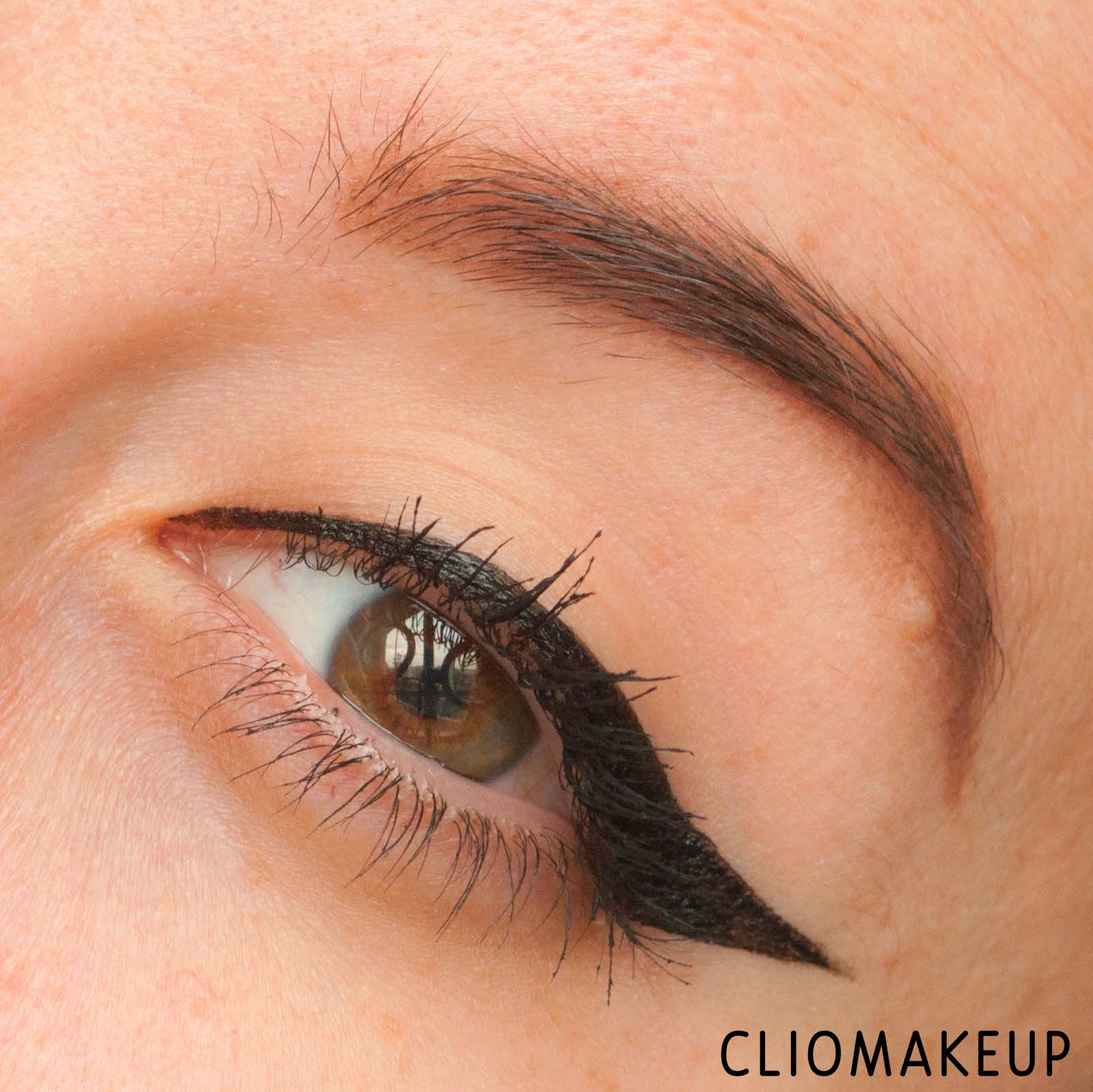 cliomakeup-recensione-eyeliner-kiko-pop-revolution-eye-marker-11