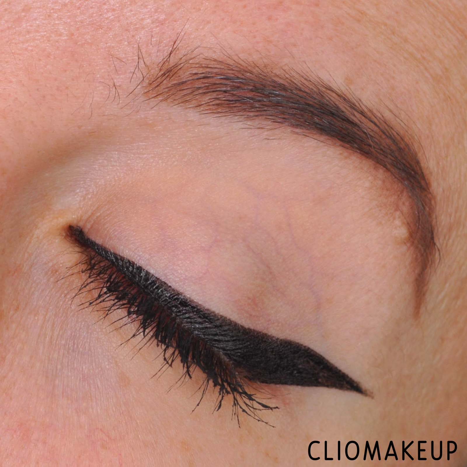 cliomakeup-recensione-eyeliner-kiko-pop-revolution-eye-marker-13