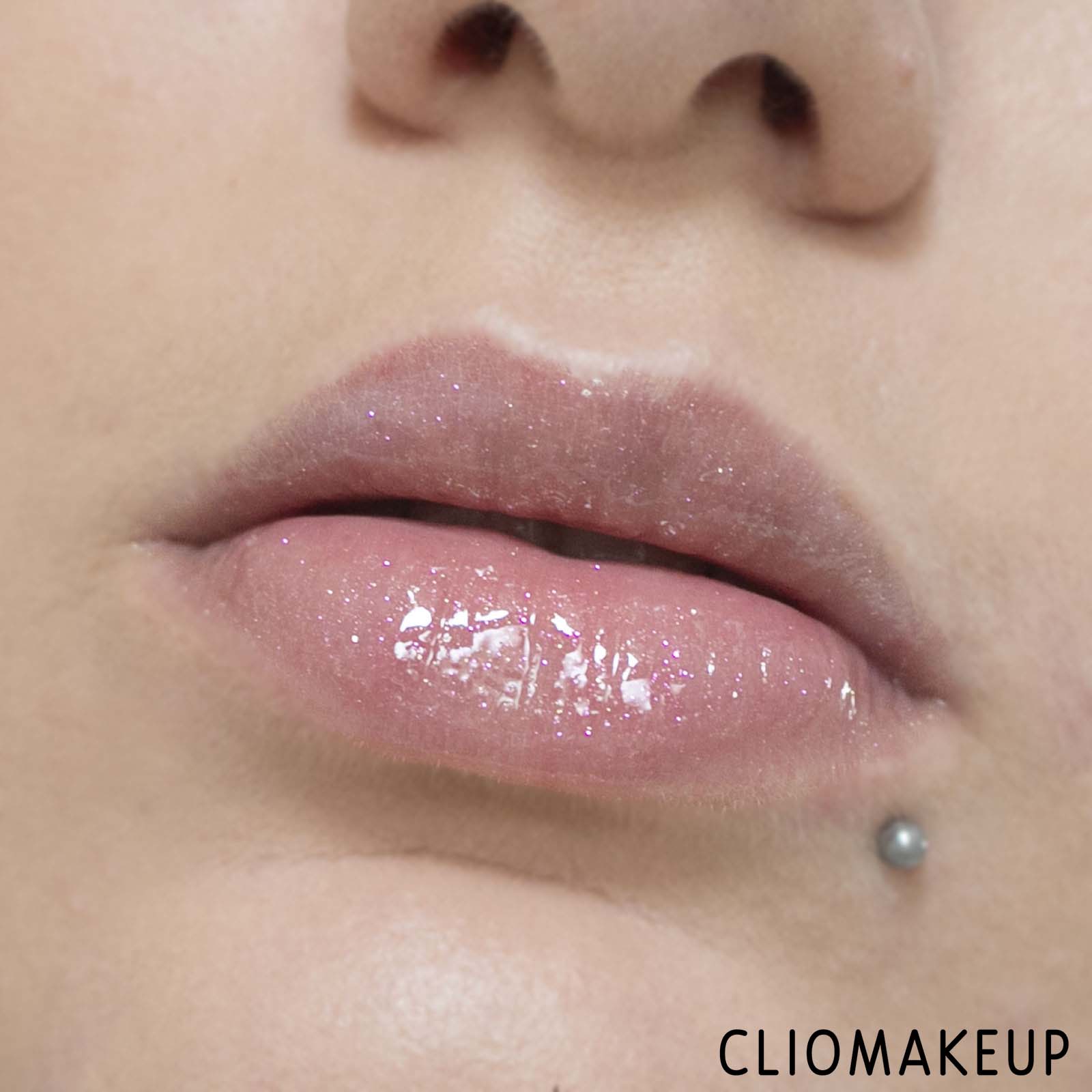 cliomakeup-recensione-gloss-haus-laboratories-le-riot-lip-gloss-10