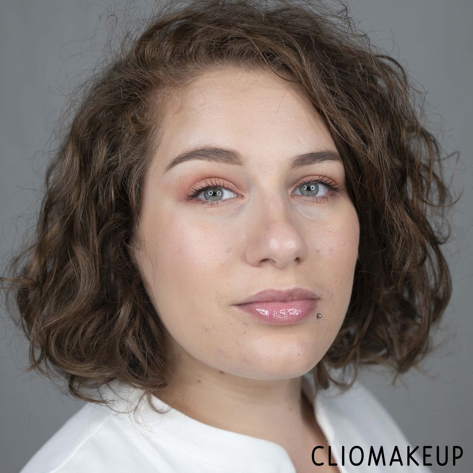cliomakeup-recensione-gloss-haus-laboratories-le-riot-lip-gloss-13
