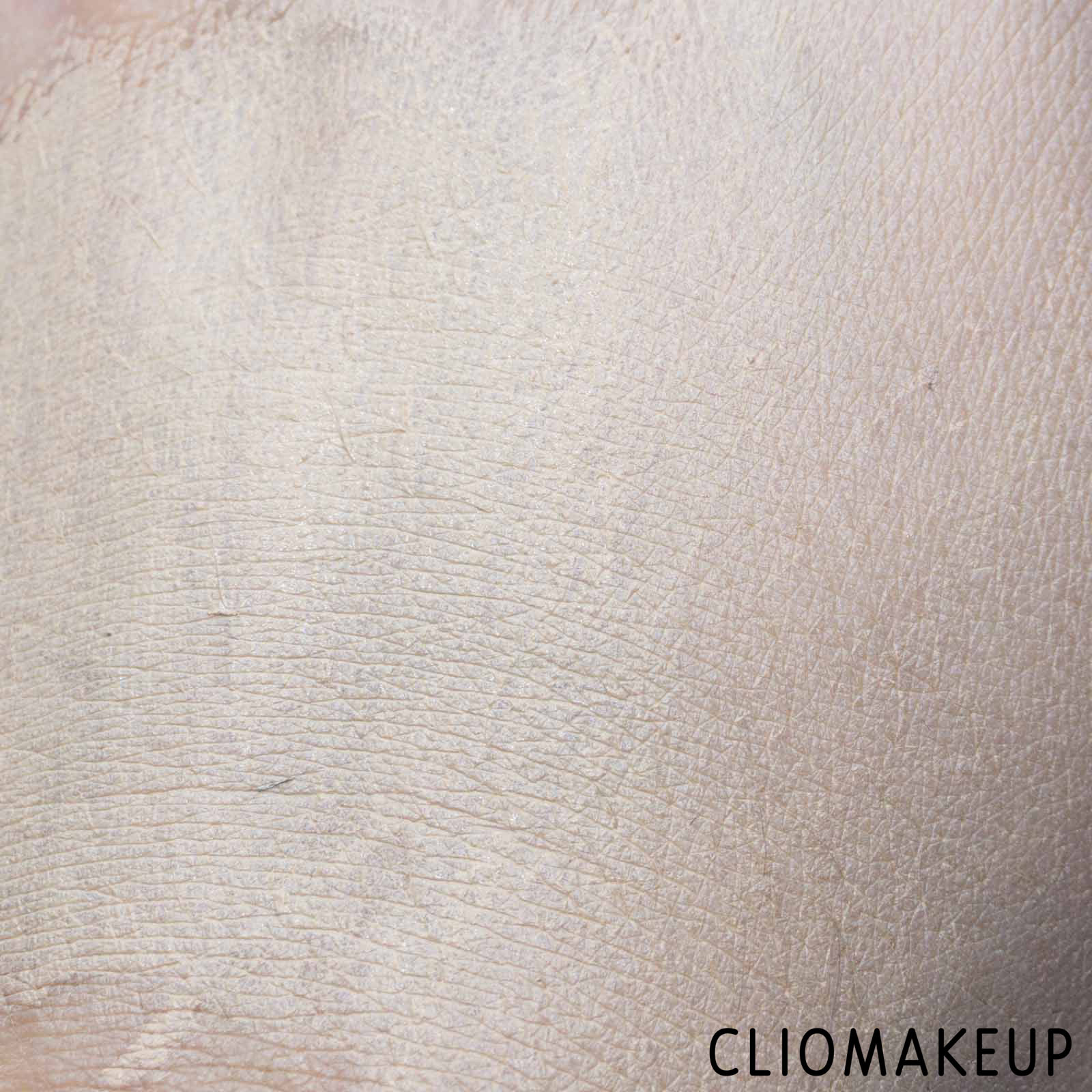 cliomakeup-recensione-fondotinta-rimmel-lasting-matte-full-coverage-mattifying-foundation-9