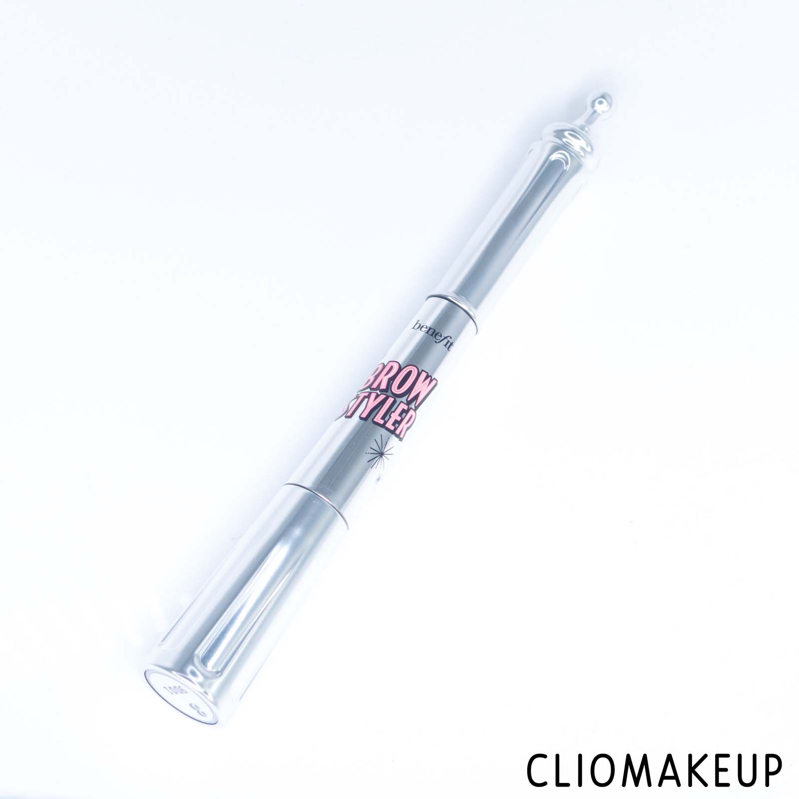 cliomakeup-recensione-matita-sopracciglia-benefit-brow-styler-4