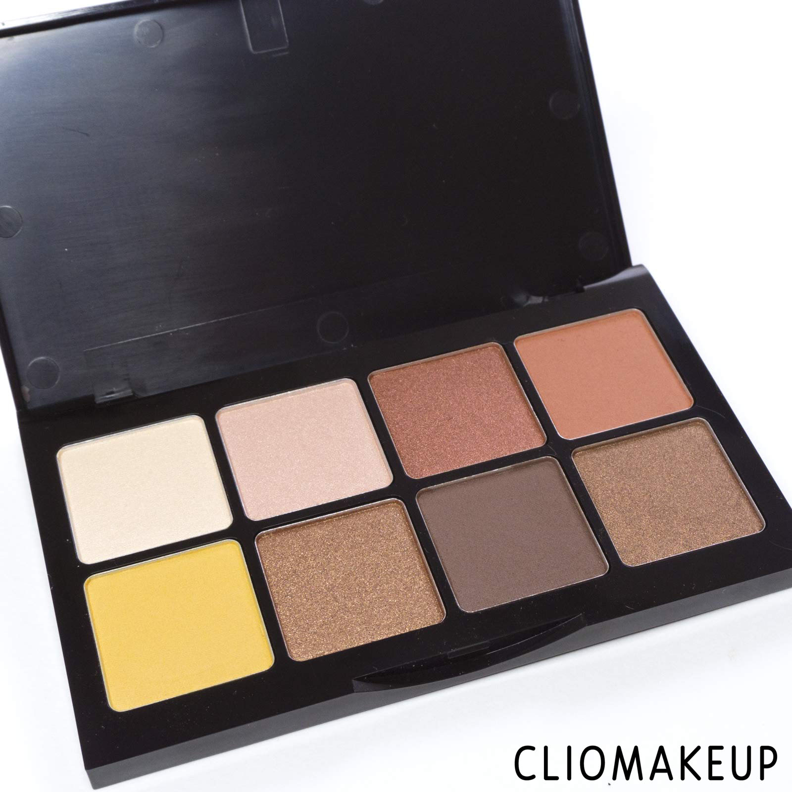 cliomakeup-recensione-palette-essence-x-pac-man-eyeshadow-palette-5