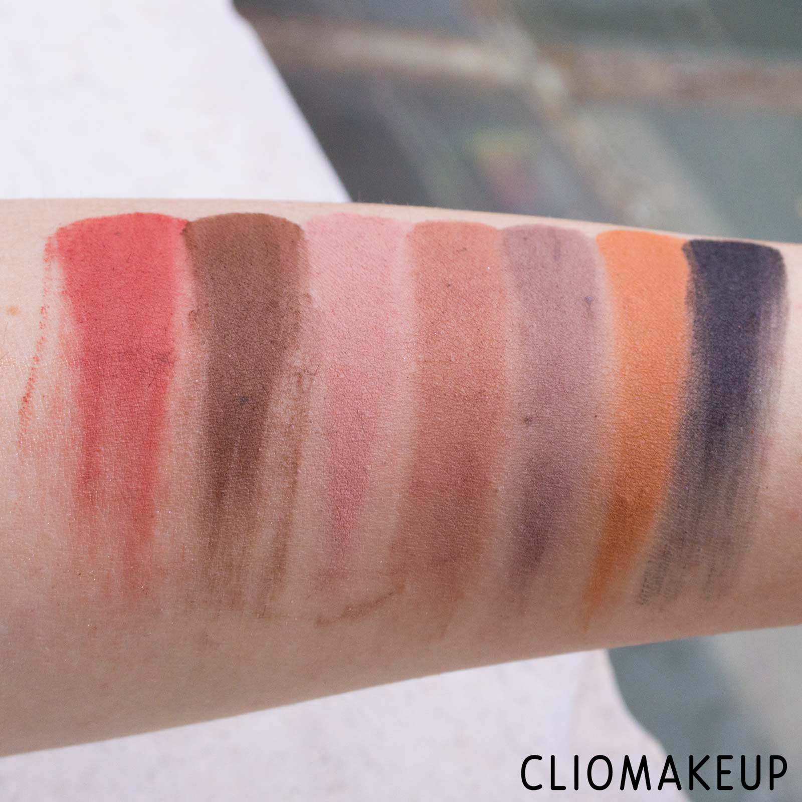 cliomakeup-recensione-palette-hottitude-desert-vibes-8