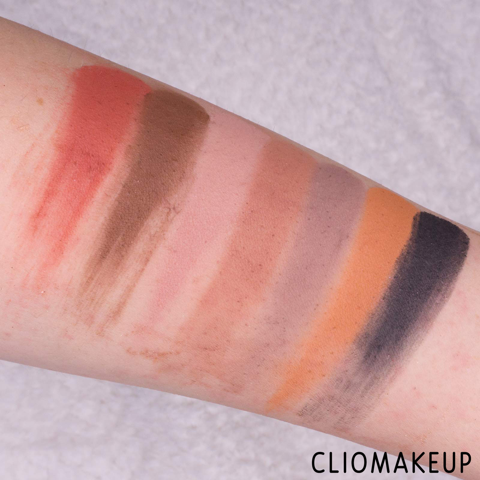 cliomakeup-recensione-palette-hottitude-desert-vibes-9