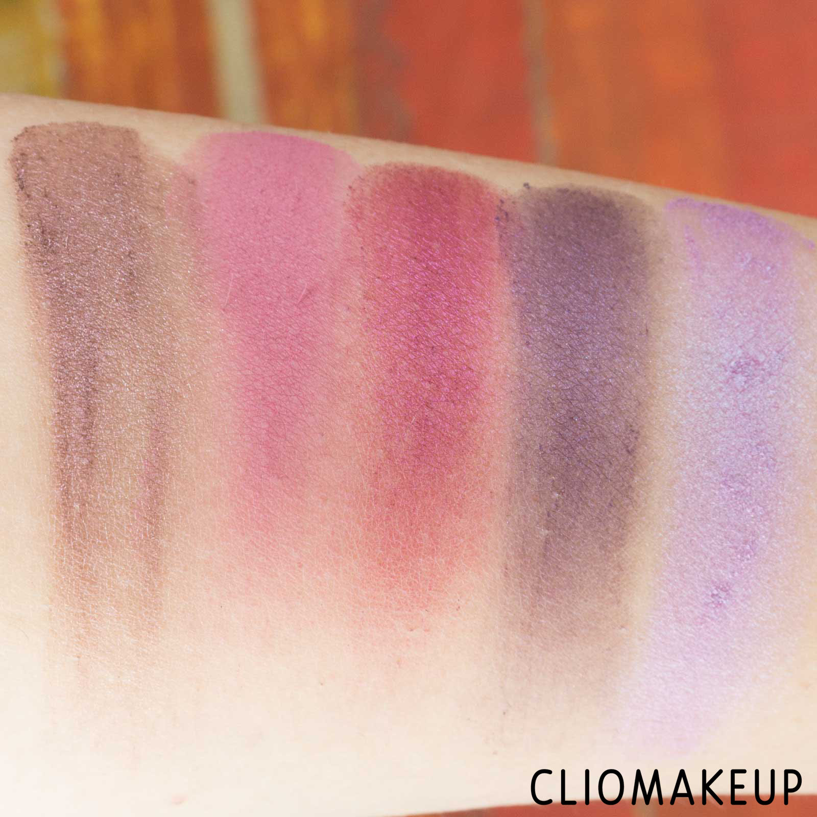 cliomakeup-recensione-palette-nyx-mystic-petals-midnight-orchid-7
