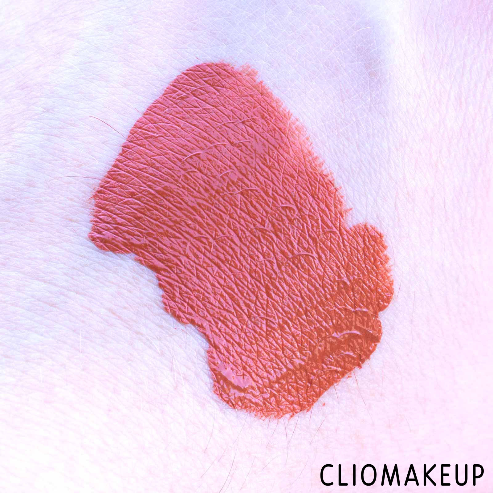 cliomakeup-recensione-rossetto-liquido-lime-crime-plushies-soft-matte-lipstick-6