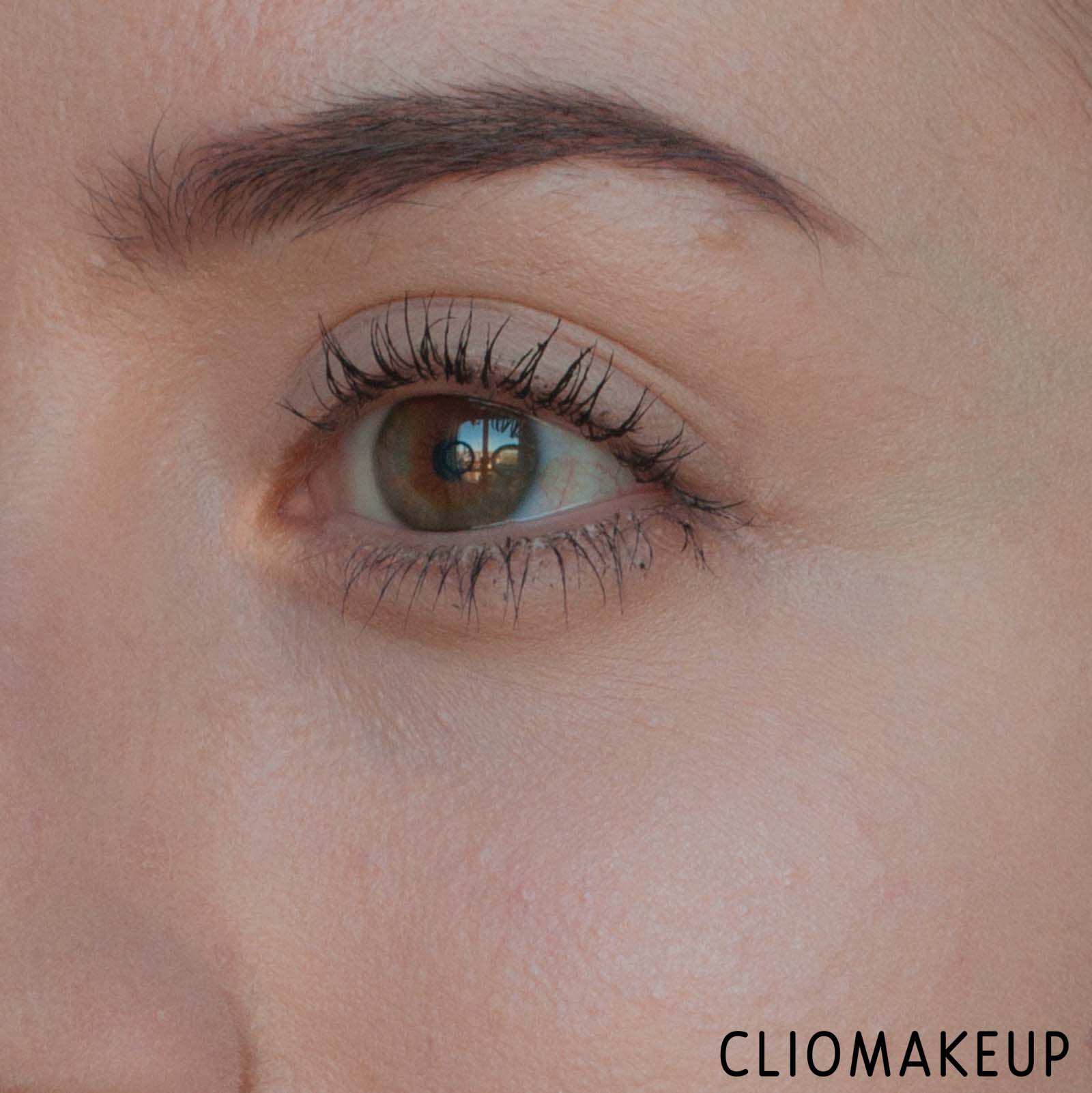 cliomakeup-recensione-correttore-benefit-boiing-cakeless-concealer-14