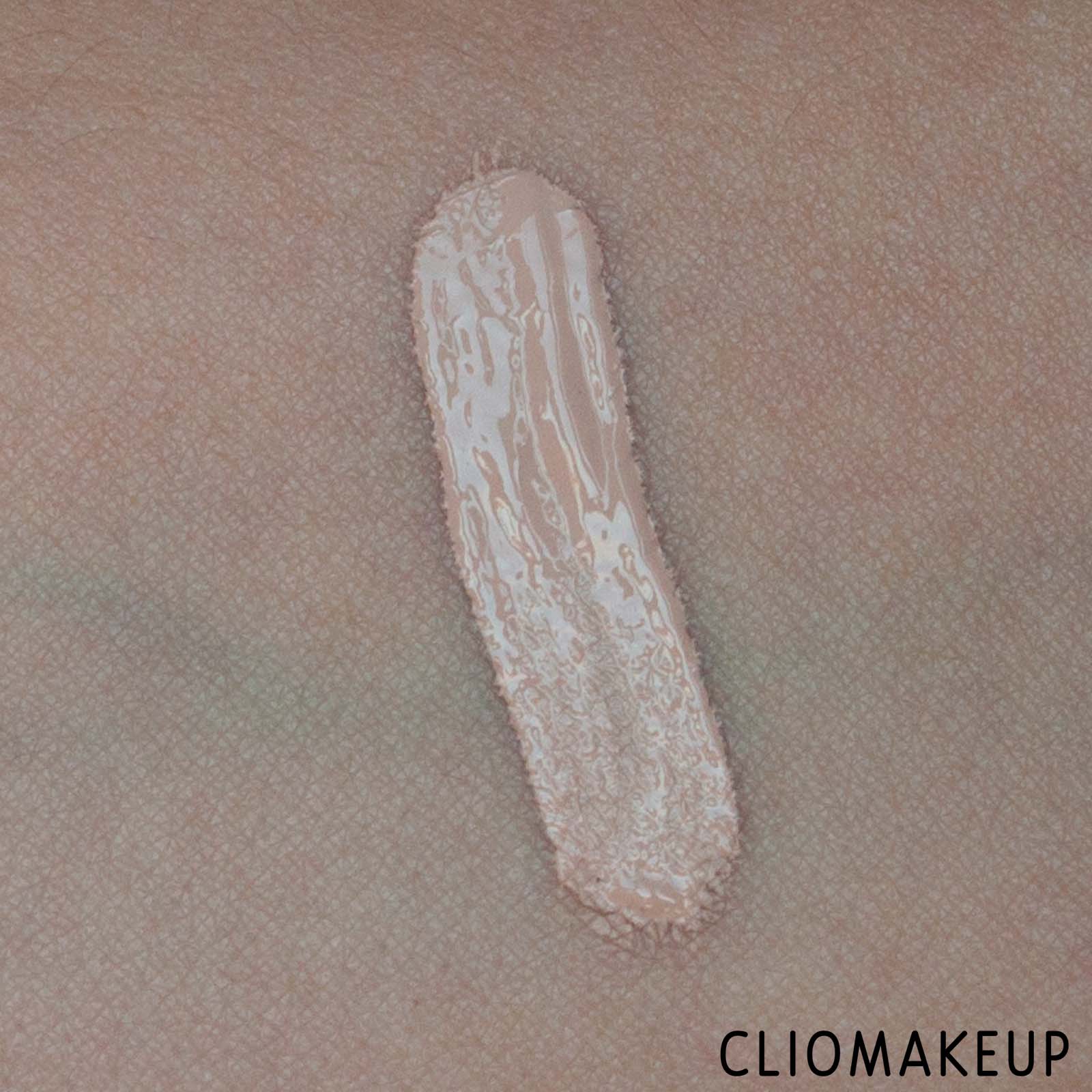 cliomakeup-recensione-correttore-benefit-boiing-cakeless-concealer-6
