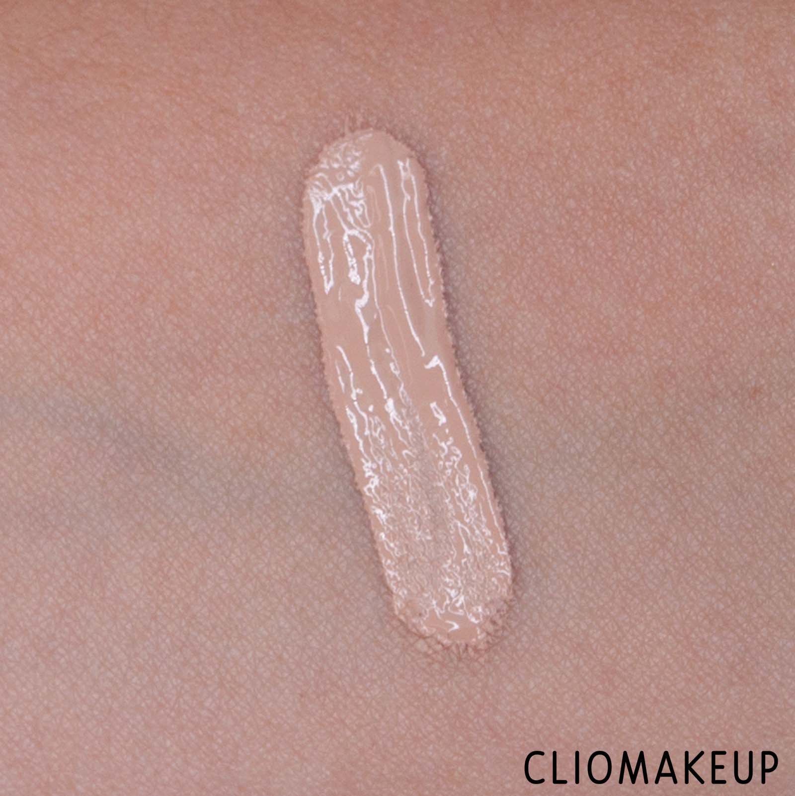 cliomakeup-recensione-correttore-benefit-boiing-cakeless-concealer-7