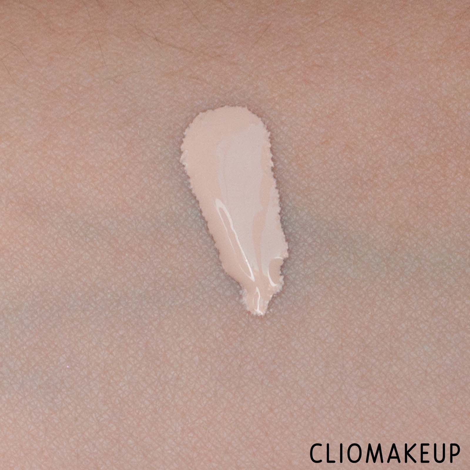 cliomakeup-recensione-fondotinta-revlon-colorstay-normal-dry-foundation-7