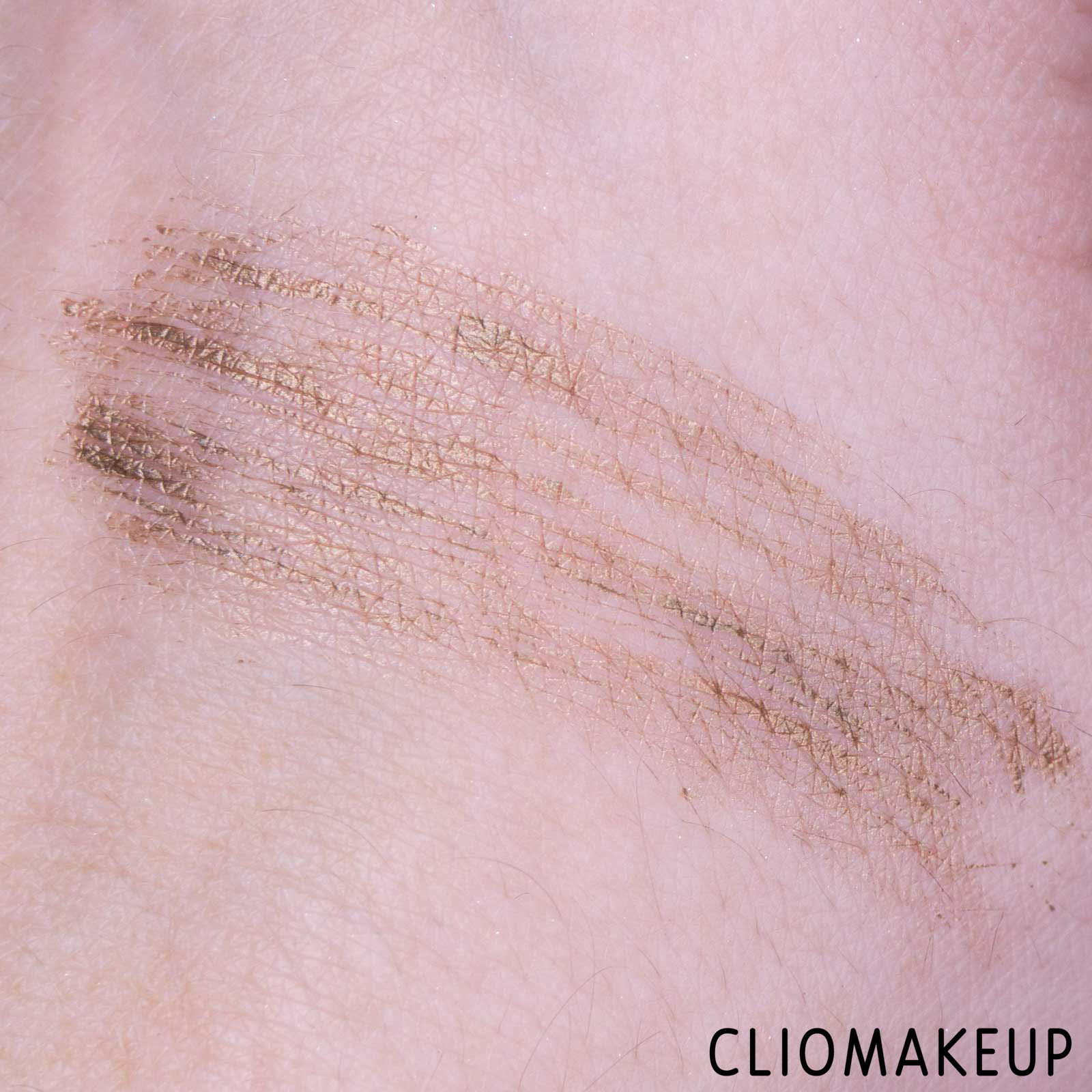 cliomakeup-recensione-gel-sopracciglia-benefit-3D-browtones-7