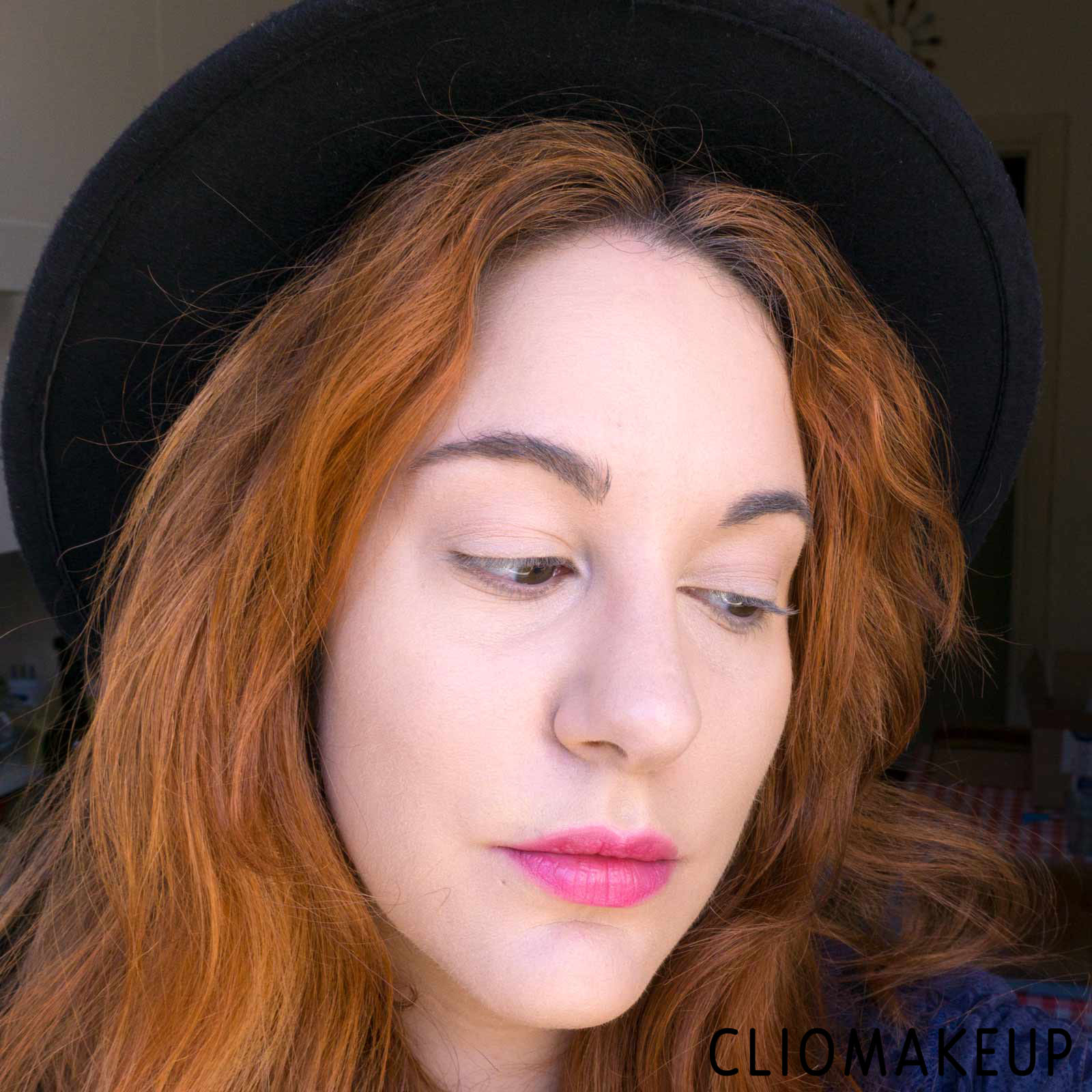 cliomakeup-recensione-pupa-glow-obsession-compact-face-cream-highlighter-10