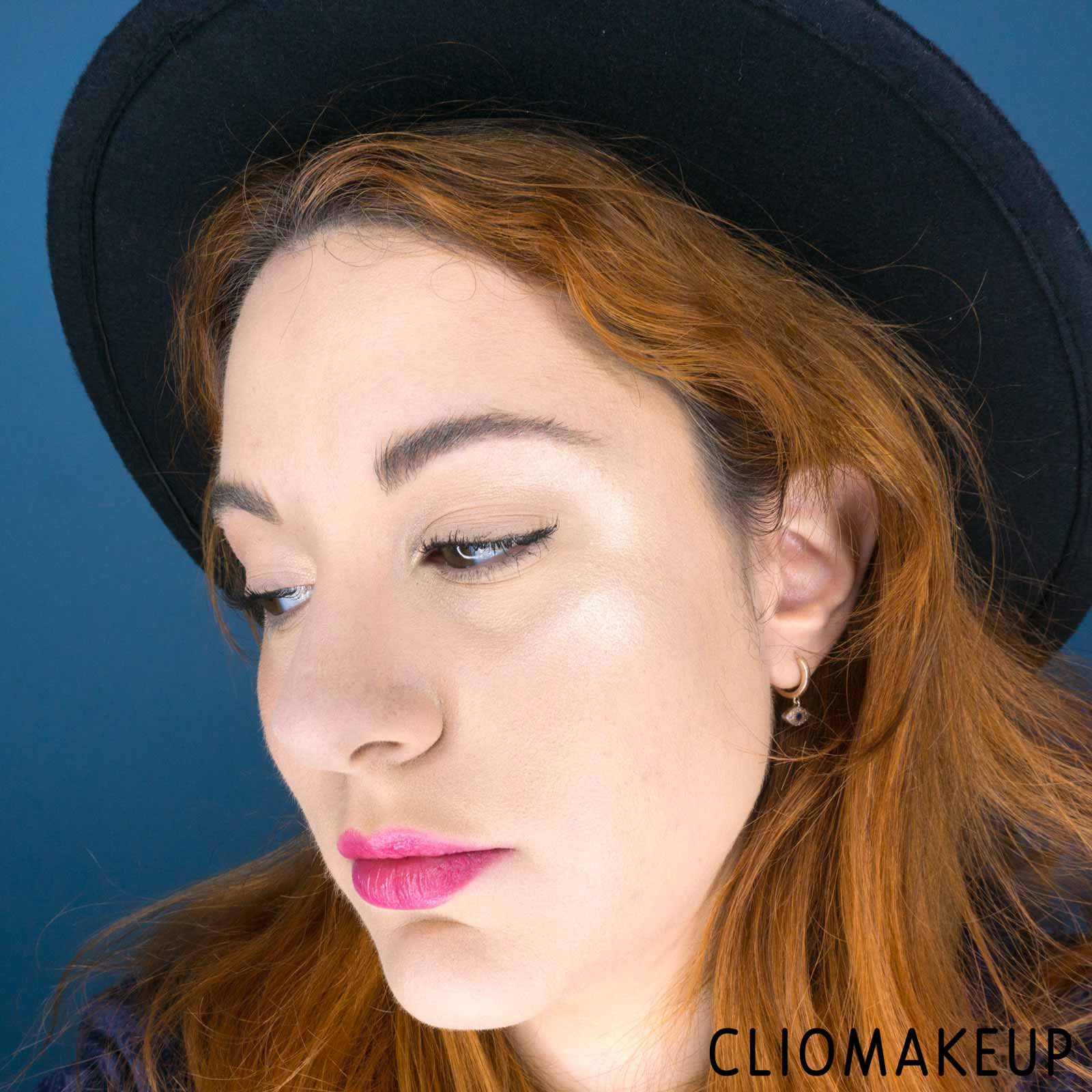 cliomakeup-recensione-pupa-glow-obsession-compact-face-cream-highlighter-13