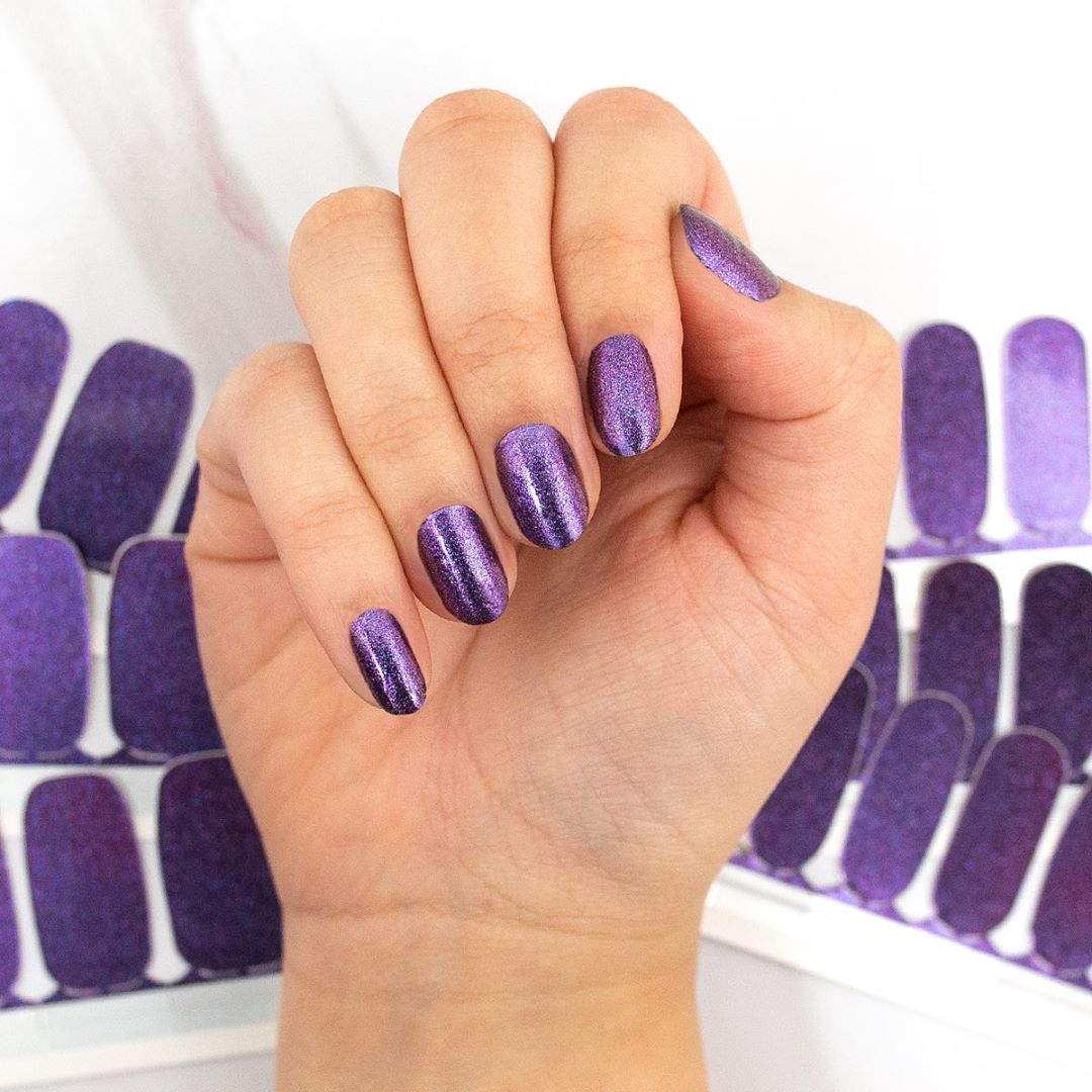 Cliomakeup-purple-nails-1-viola-glitter
