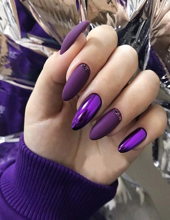 Cliomakeup-purple-nails-15-metallizzato