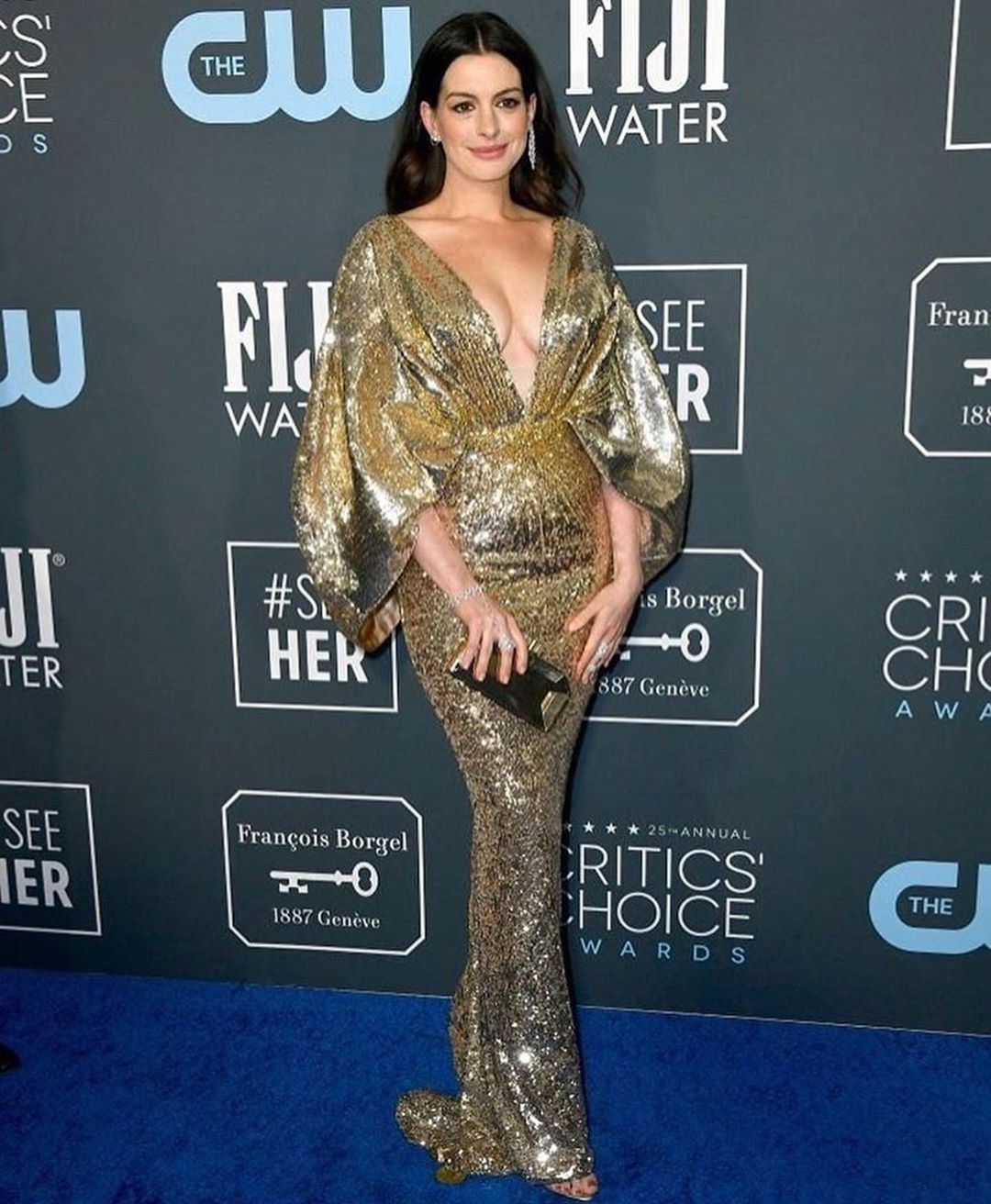cliomakeup-critics-choice-awards-2020-look-2-anne-hathaway