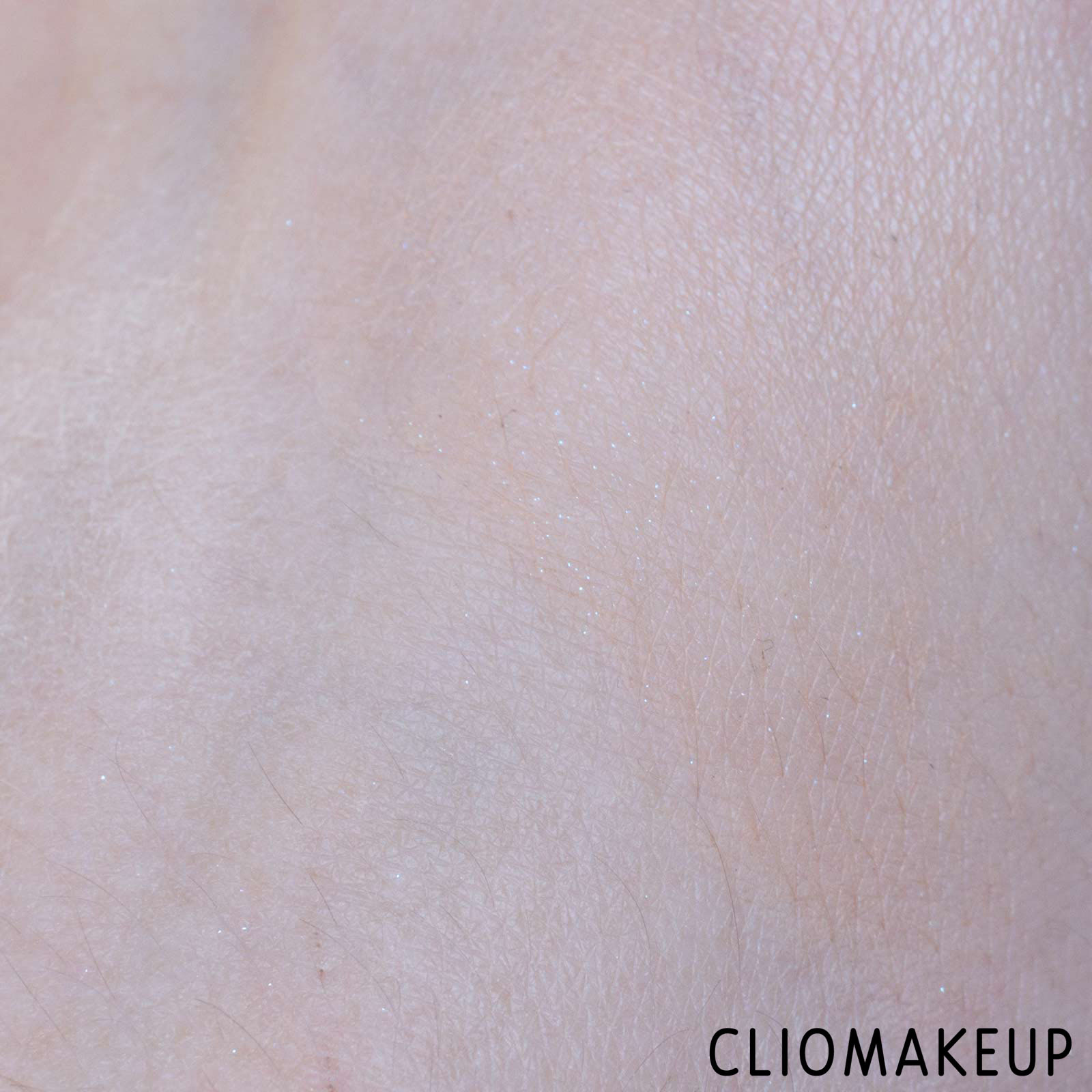 cliomakeup-recensione-correttore-bobbi-brown-creamy-concealer-kit-8