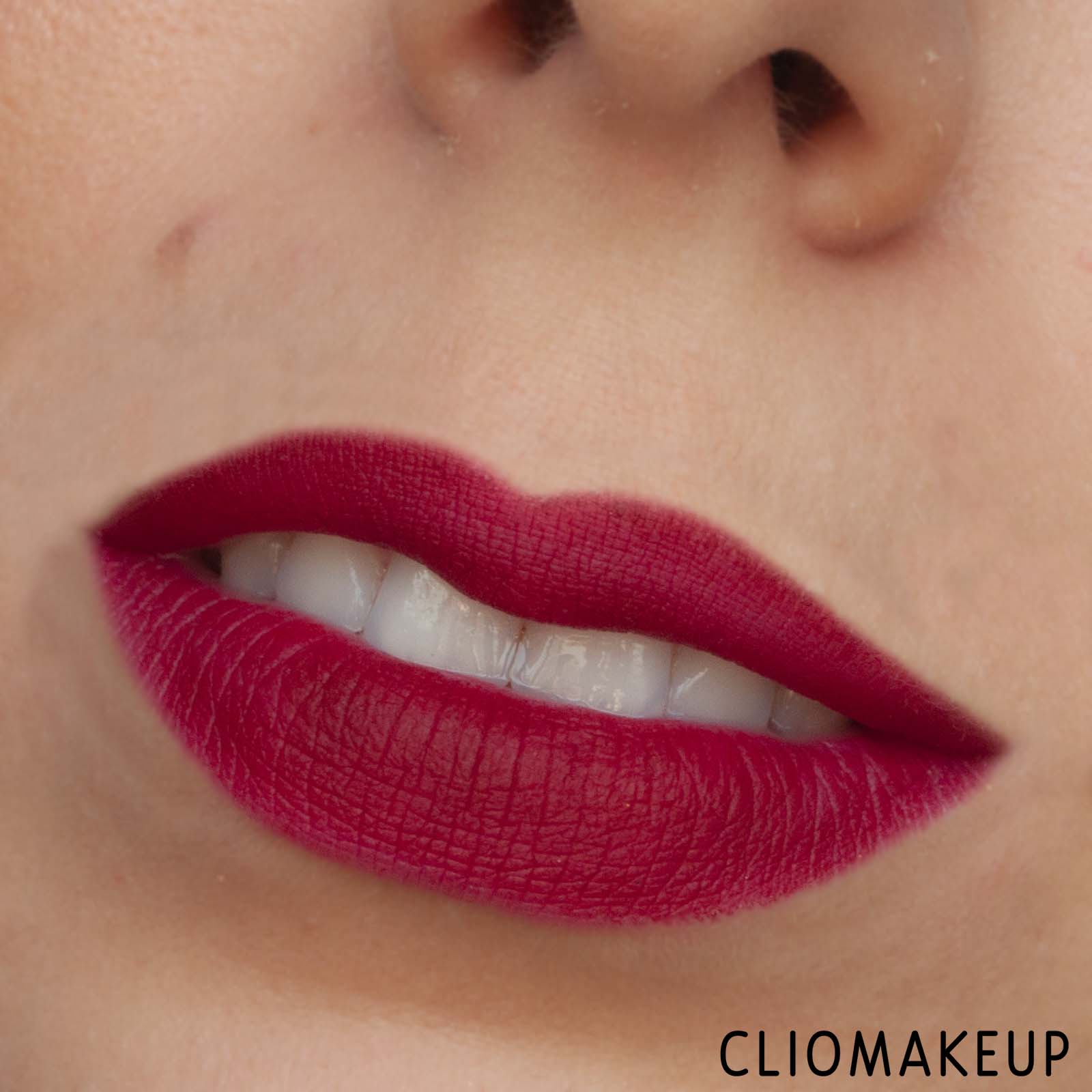 cliomakeup-recensione-rossetti-deborah-24ore-velvet-mat-lipstick-12