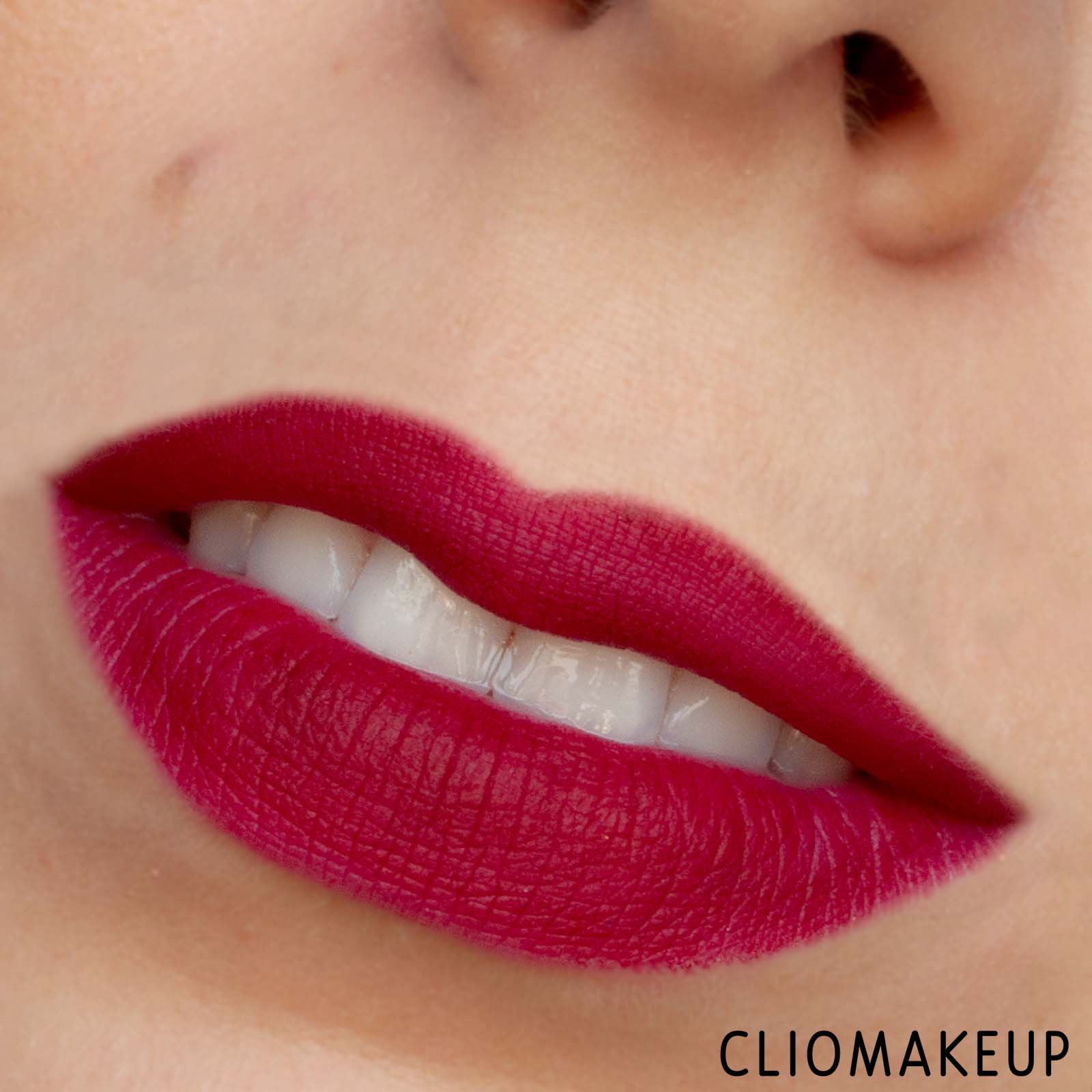 cliomakeup-recensione-rossetti-deborah-24ore-velvet-mat-lipstick-13