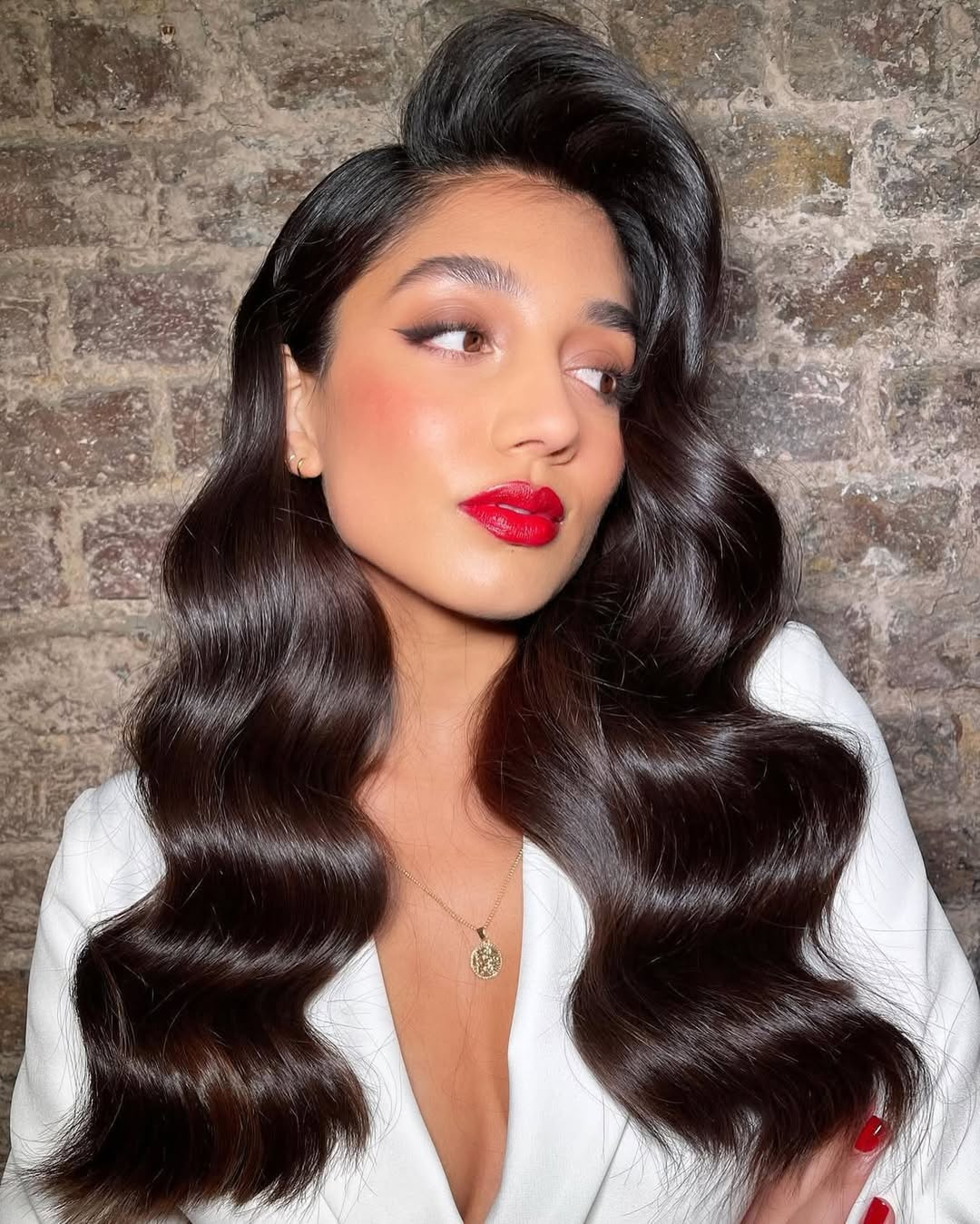 acconciature-capelli-lunghi-onde-morbide-definite