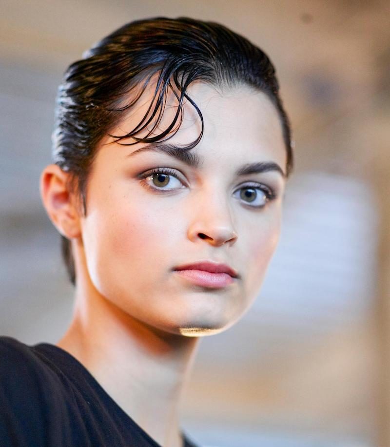 cliomakeup-acconciature-capelli-2020-teamclio-effetto wet