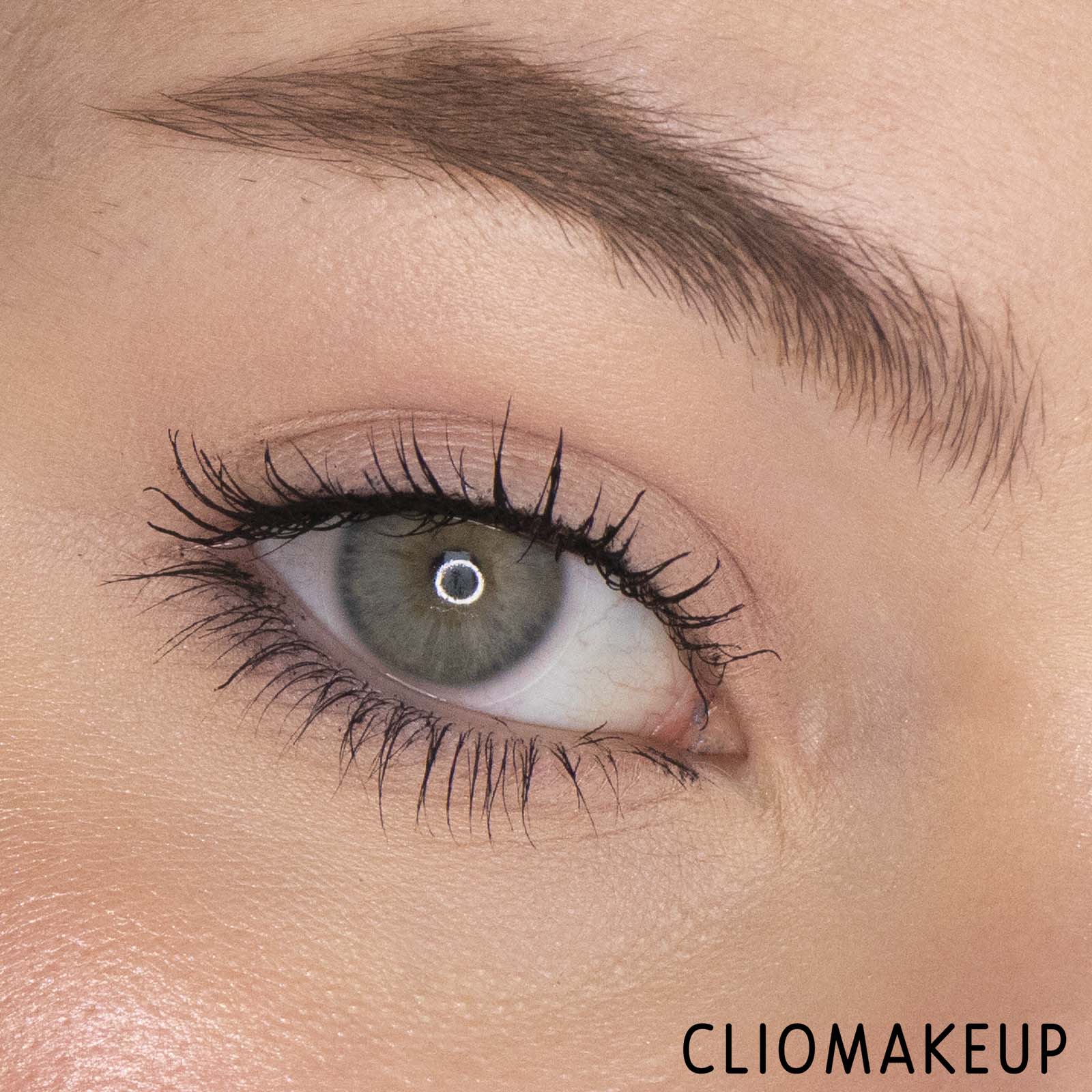 cliomakeup-recensione-mascara-essence-all-eyes-on-me-multi-effect-mascara-13