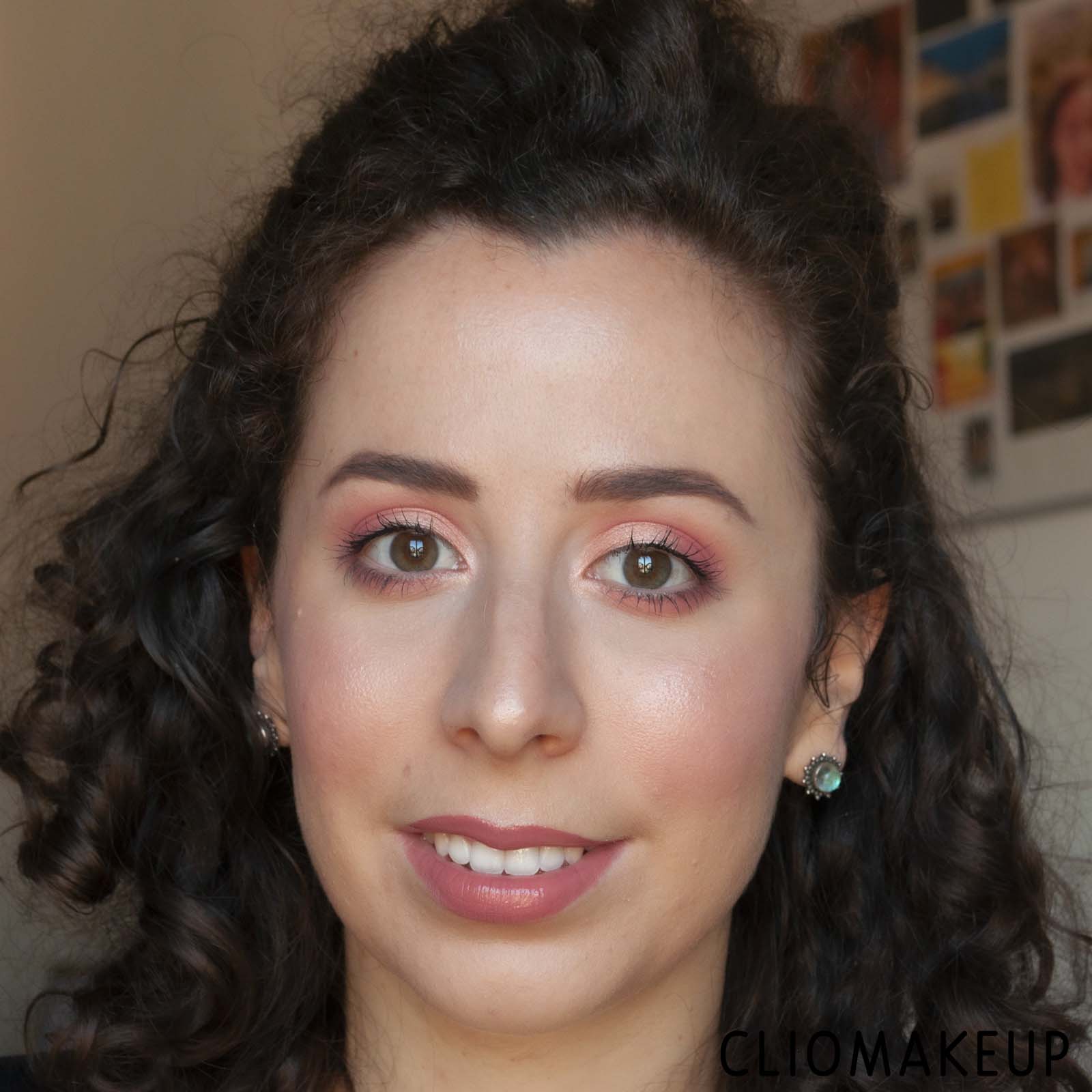 cliomakeup-recensione-rossetti-deborah-absolute-lasting-liquid-lipstick-pinks-16