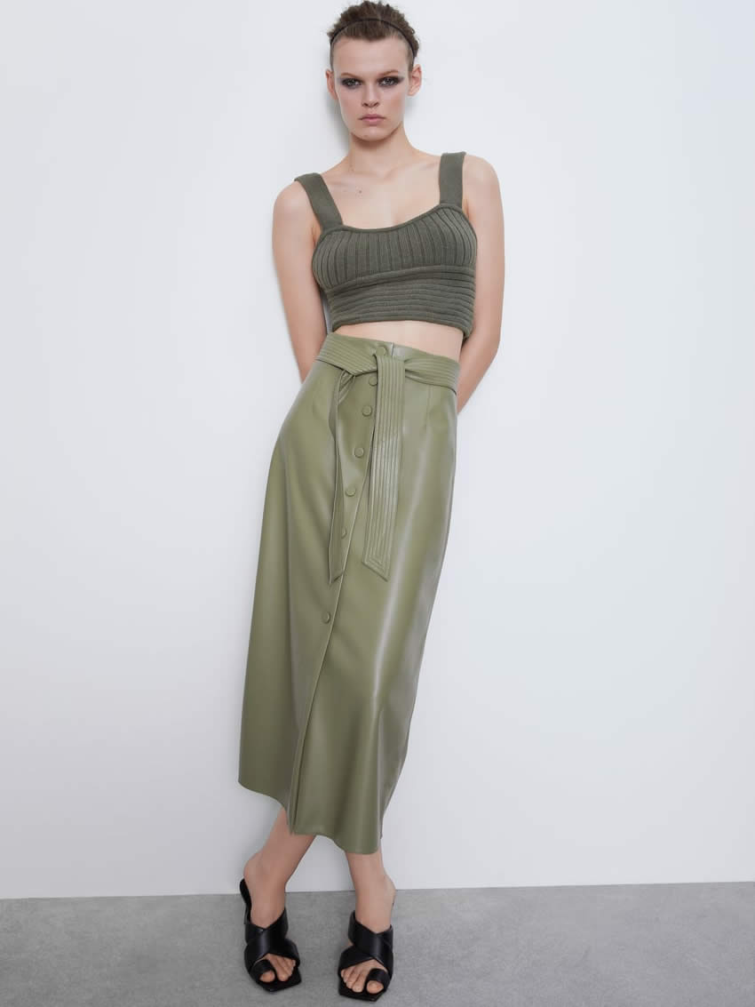 Cliomakeup-verde-salvia-colore-primavera-2020-14-gonna