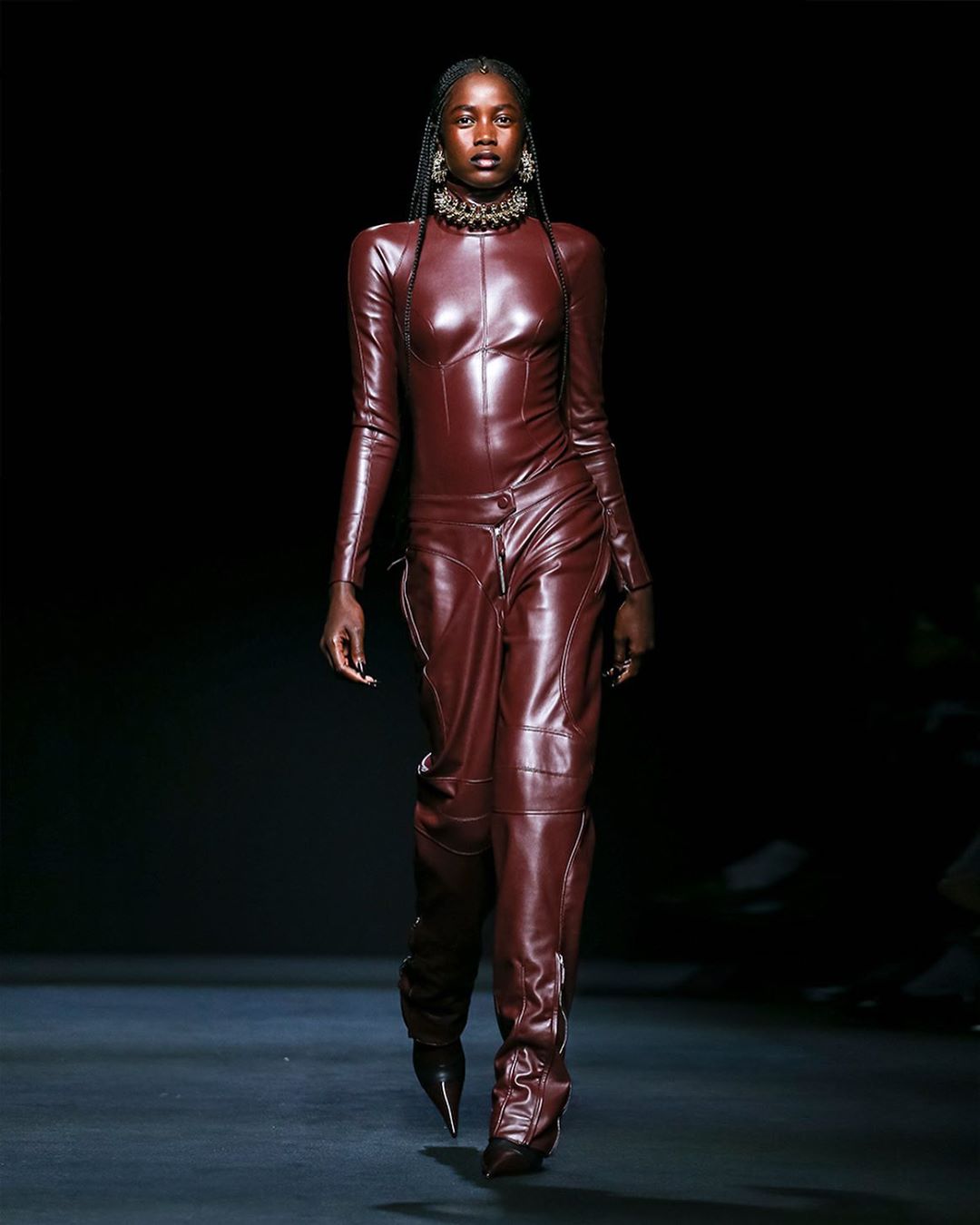 cliomakeup-Tendenze-Paris-Fashion-Week-autunno-inverno-2020-2021-10-mugler