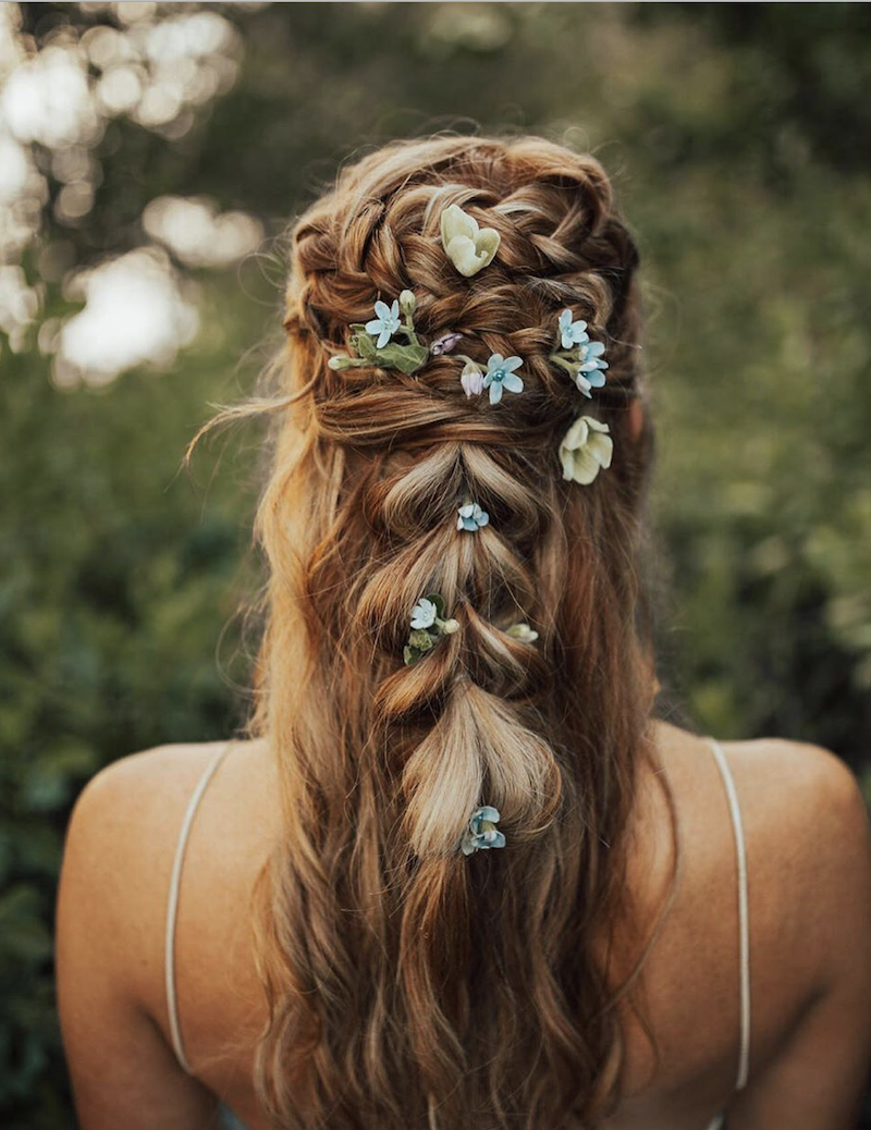 cliomakeup-acconciatrue-sposa-2020-13-semiraccolto