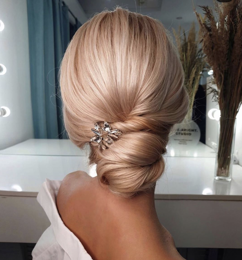 cliomakeup-acconciatrue-sposa-2020-7-chignon