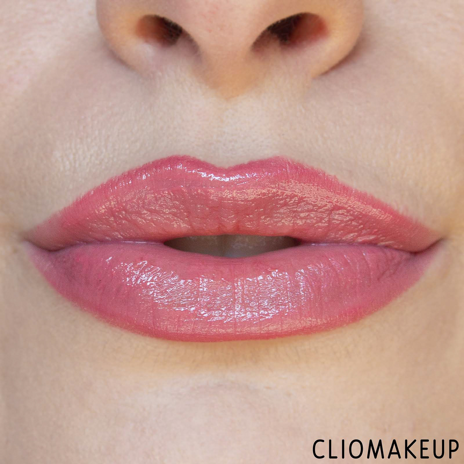 cliomakeup-recensione-balsamo-labbra-carmex-balsamo-idratante-per-labbra-12