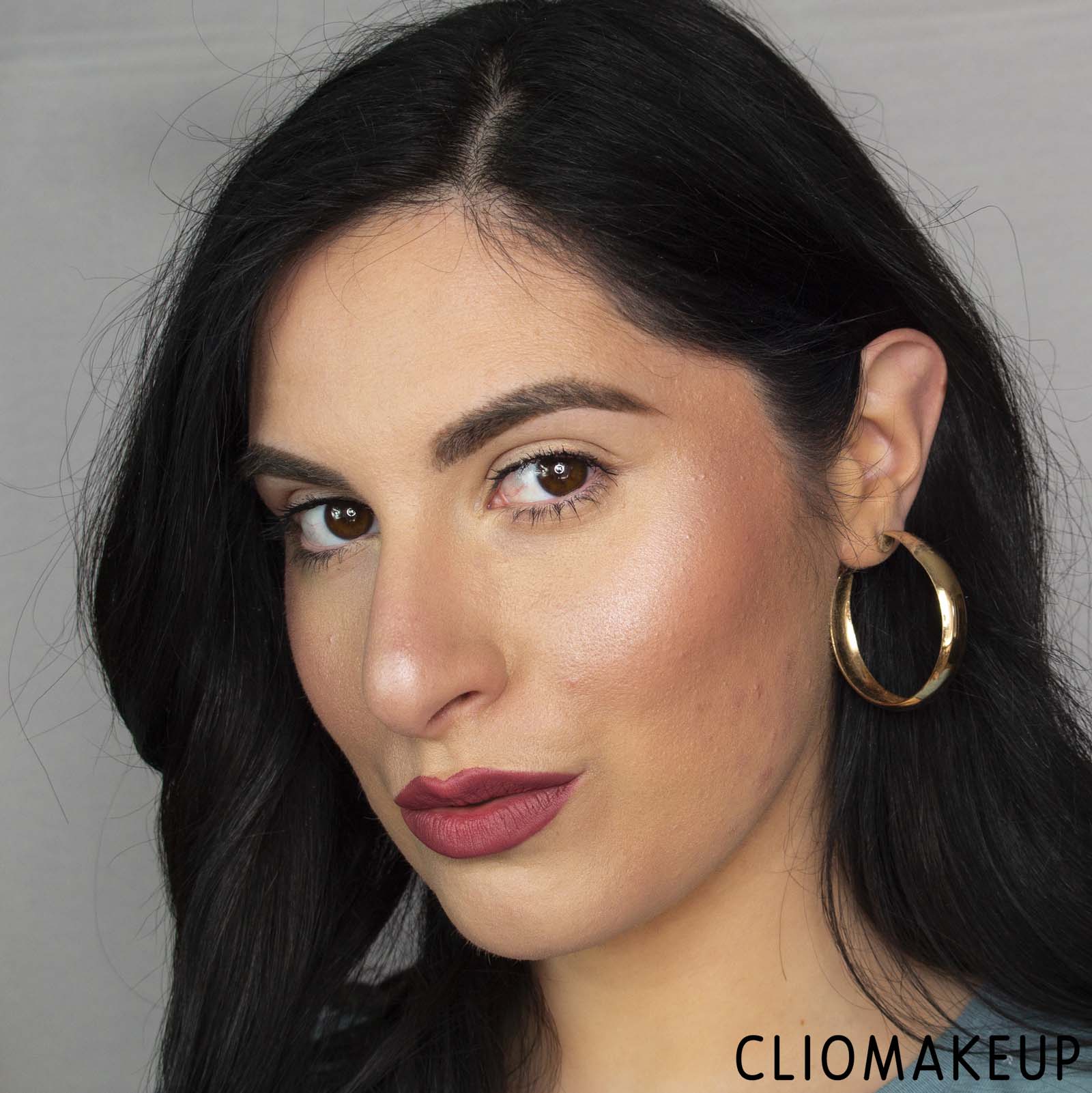 cliomakeup-recensione-cc-cream-it-cosmetics-cc-illumination-color-correcting-full-coverage-cream-15
