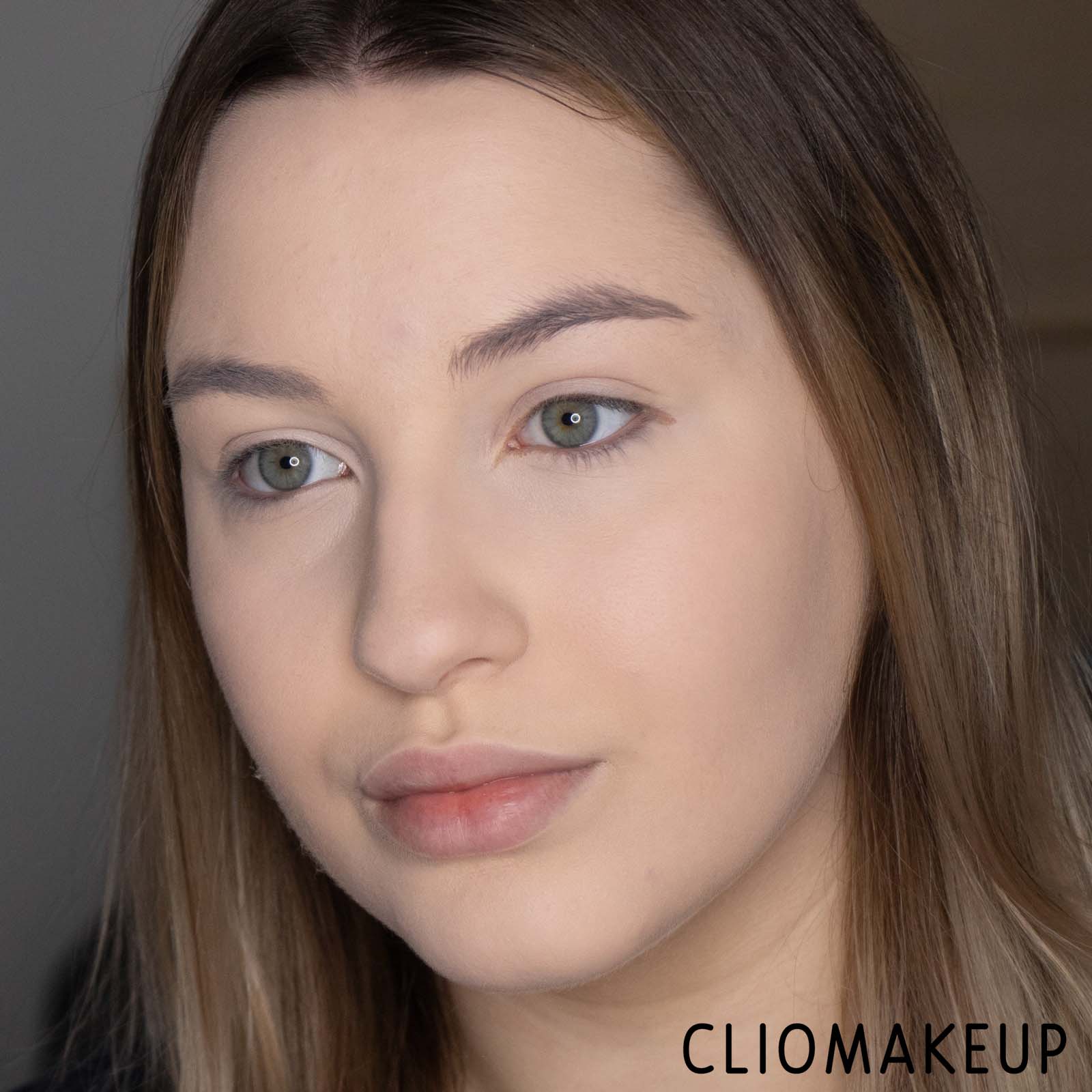 cliomakeup-recensione-cipria-jeffree-star-cosmetics-magic-star-setting-powder-13