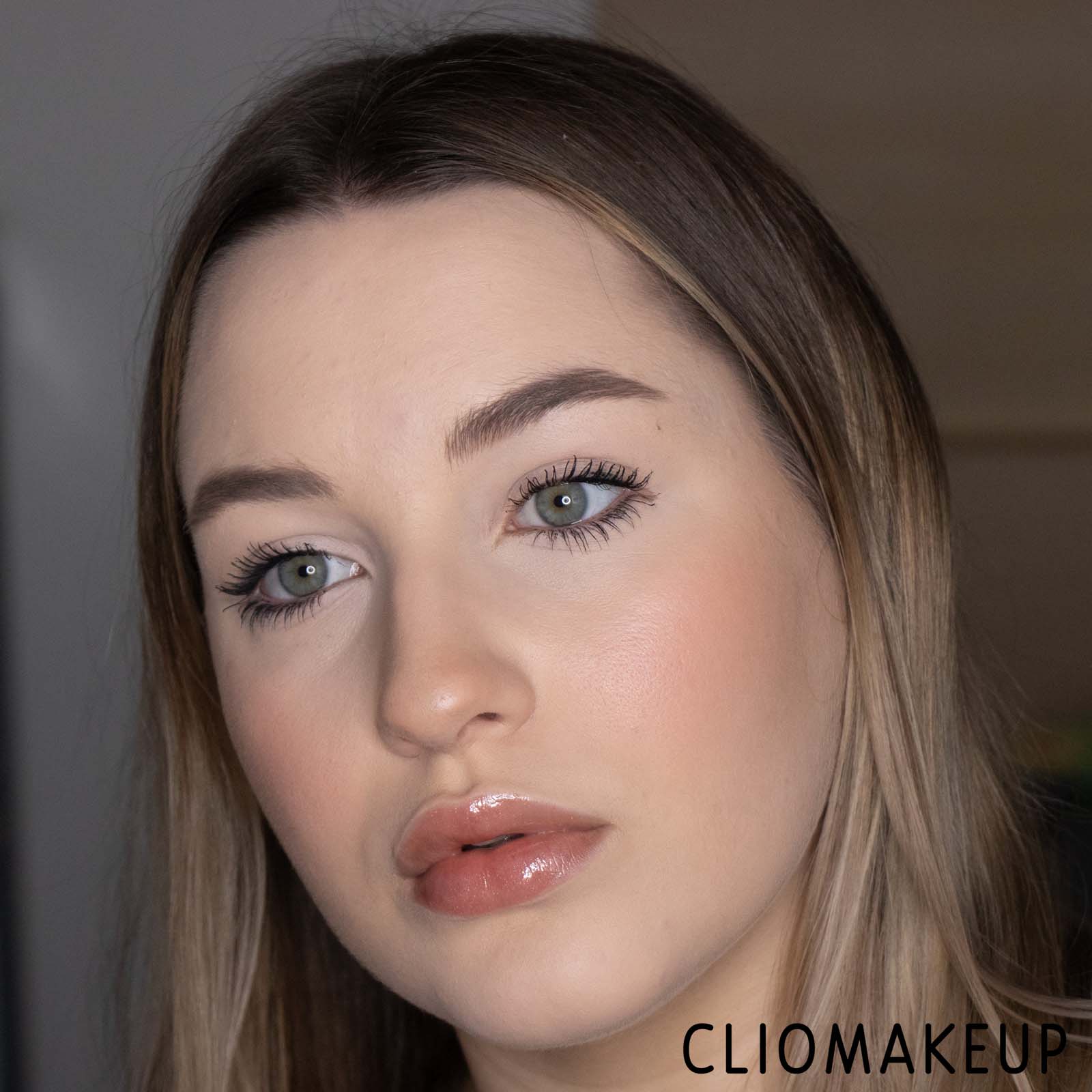cliomakeup-recensione-cipria-jeffree-star-cosmetics-magic-star-setting-powder-15