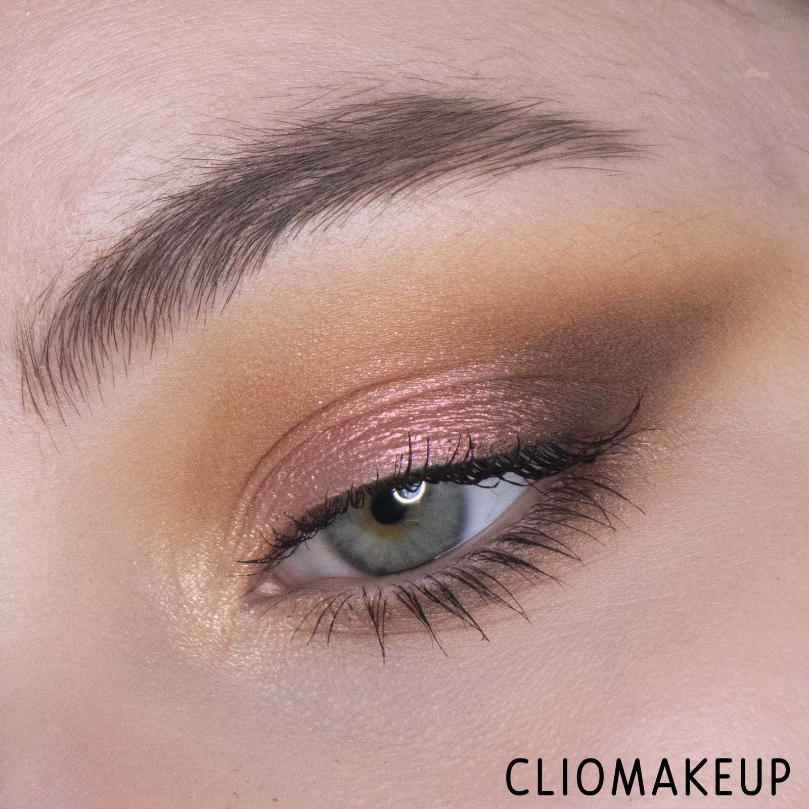 cliomakeup-recensione-essence-crystal-dreams-eyeshadow-palette-14