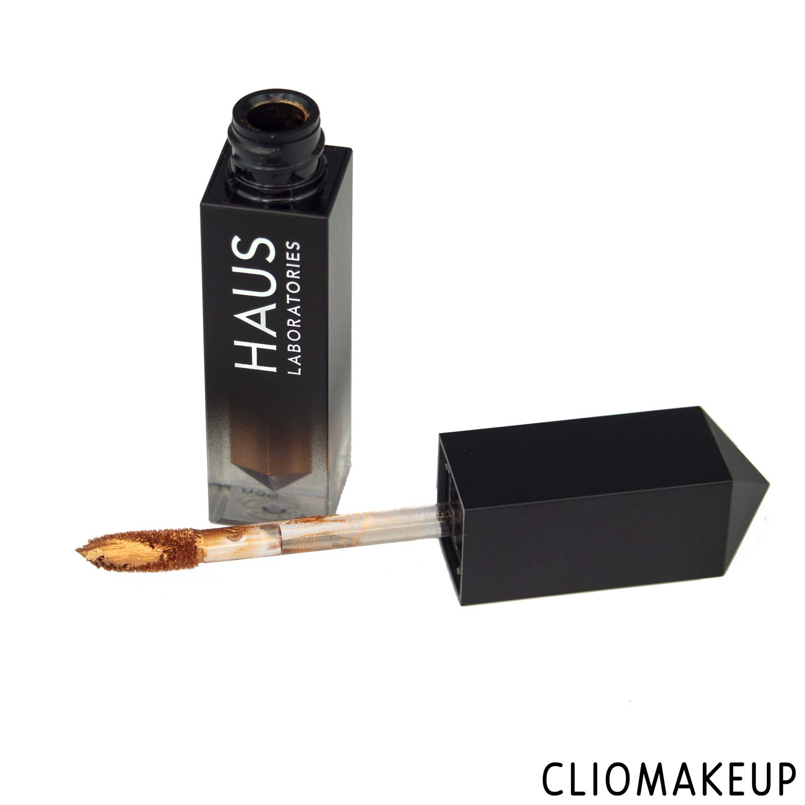 cliomakeup-recensione-ombretto-liquido-haus-laboratories-glam-attack-all-over-metallic-creme-4