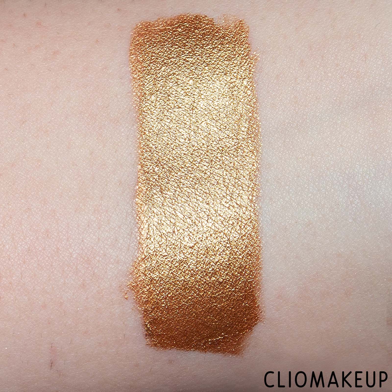 cliomakeup-recensione-ombretto-liquido-haus-laboratories-glam-attack-all-over-metallic-creme-6