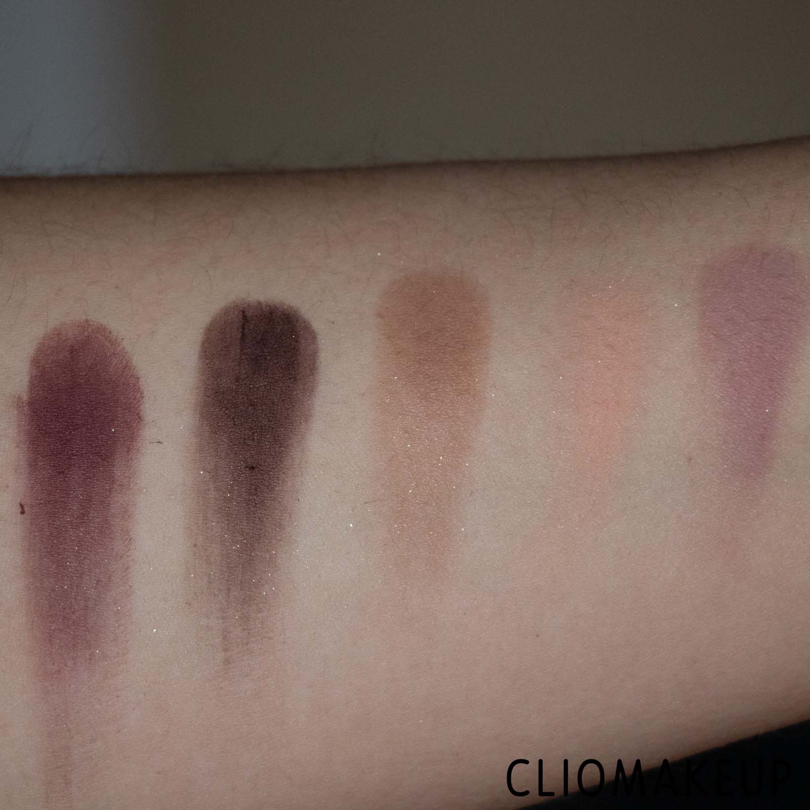cliomakeup-recensione-palette-essence-witch-side-eyeshadow-palette-8