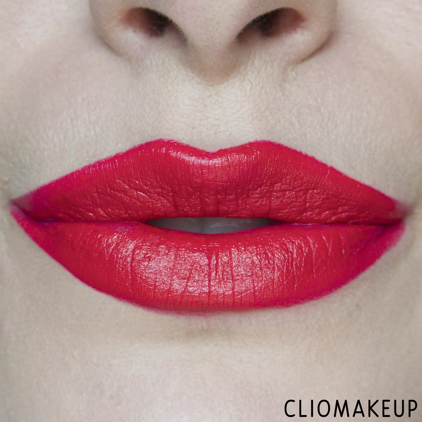 cliomakeup-recensione-rossetti-cremosi-wycon-mischievous-lipstick-13