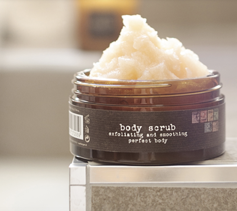 cliomakeup-scrub-corpo-2020-18-nashi